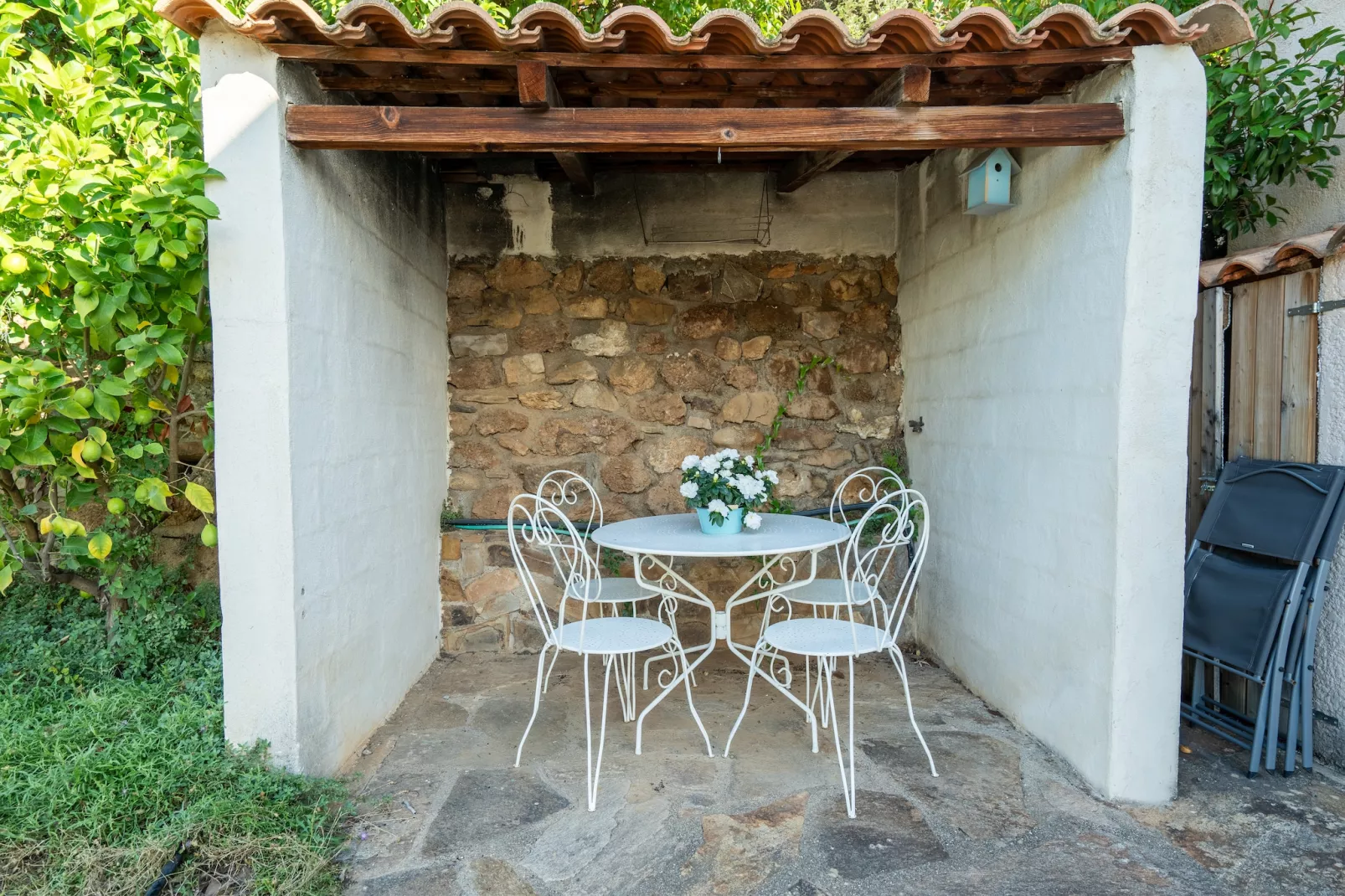 House in the south of France with private pool-Gardens summer