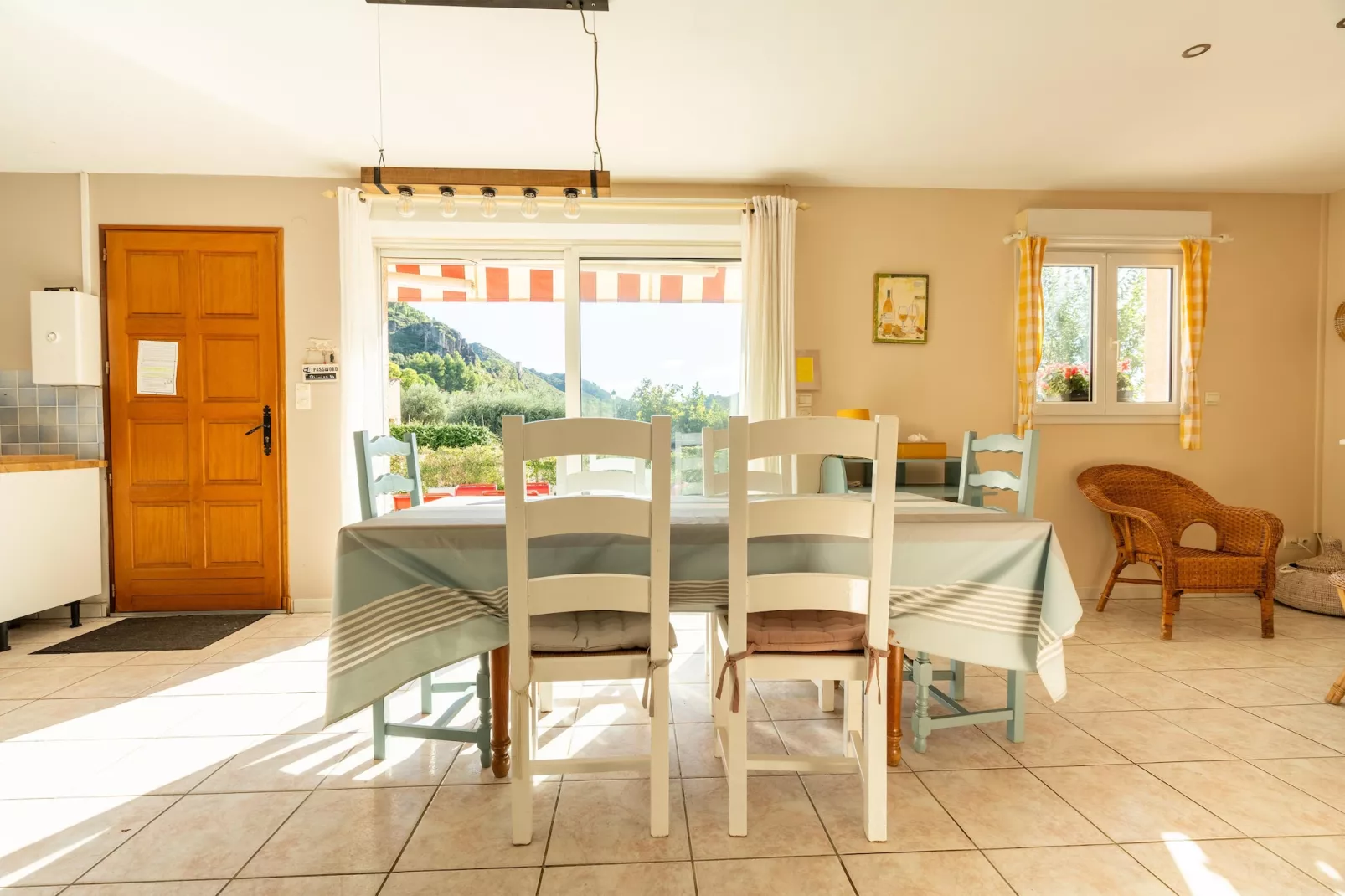 House in the south of France with private pool-Dining room