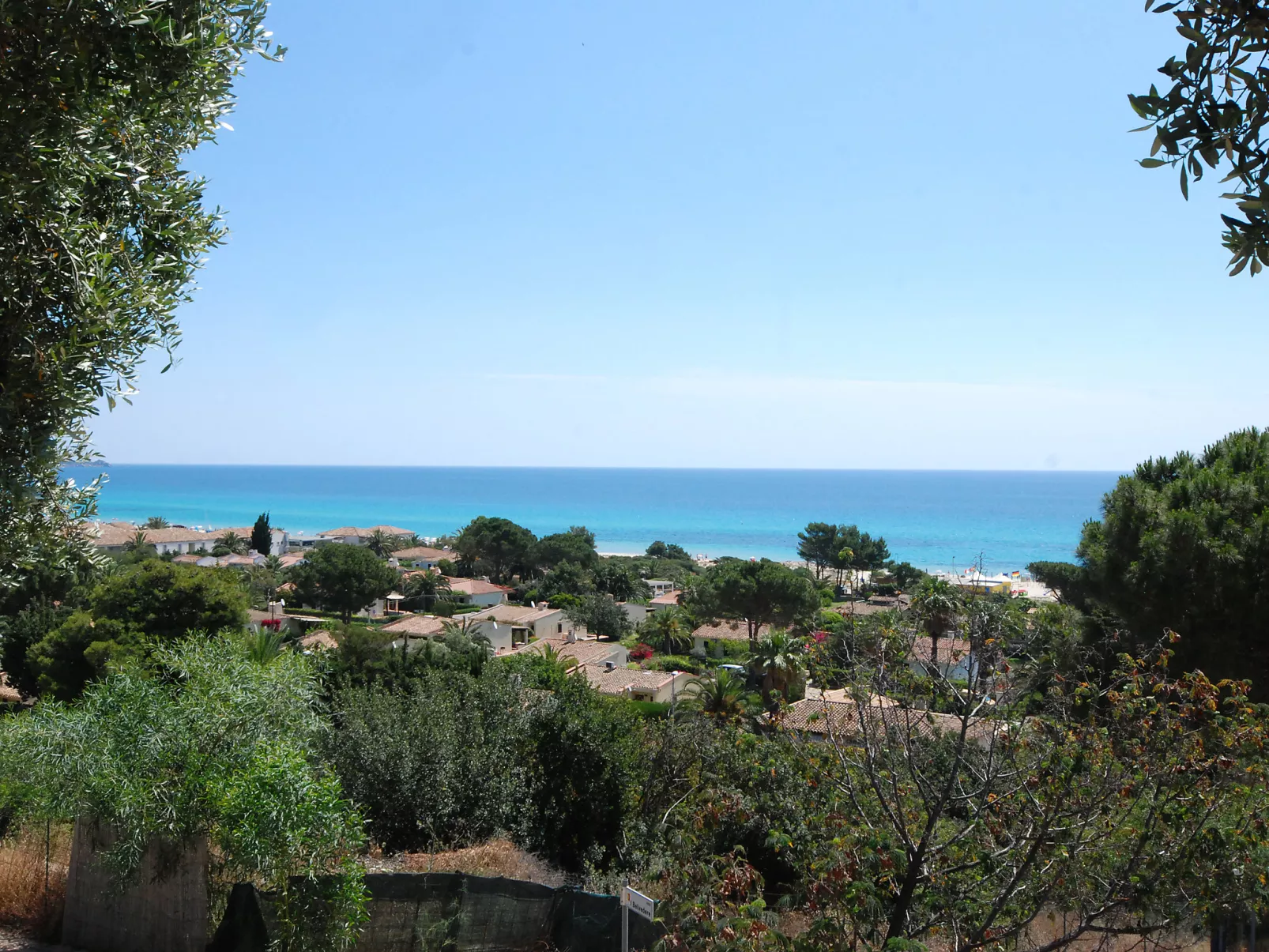 Belvedere Trilo-Outside