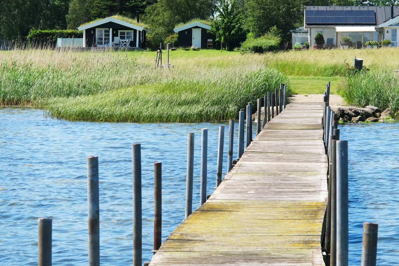 Modernes Kustenrefugium in Eno-By Traum-Nicht getaggt