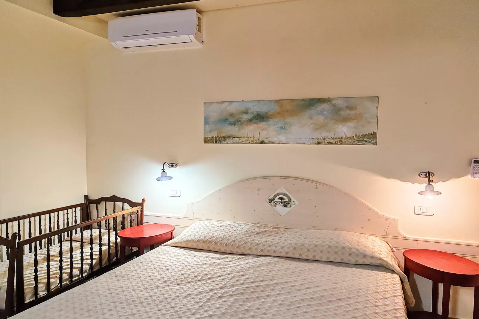 Moncaro-Bedroom