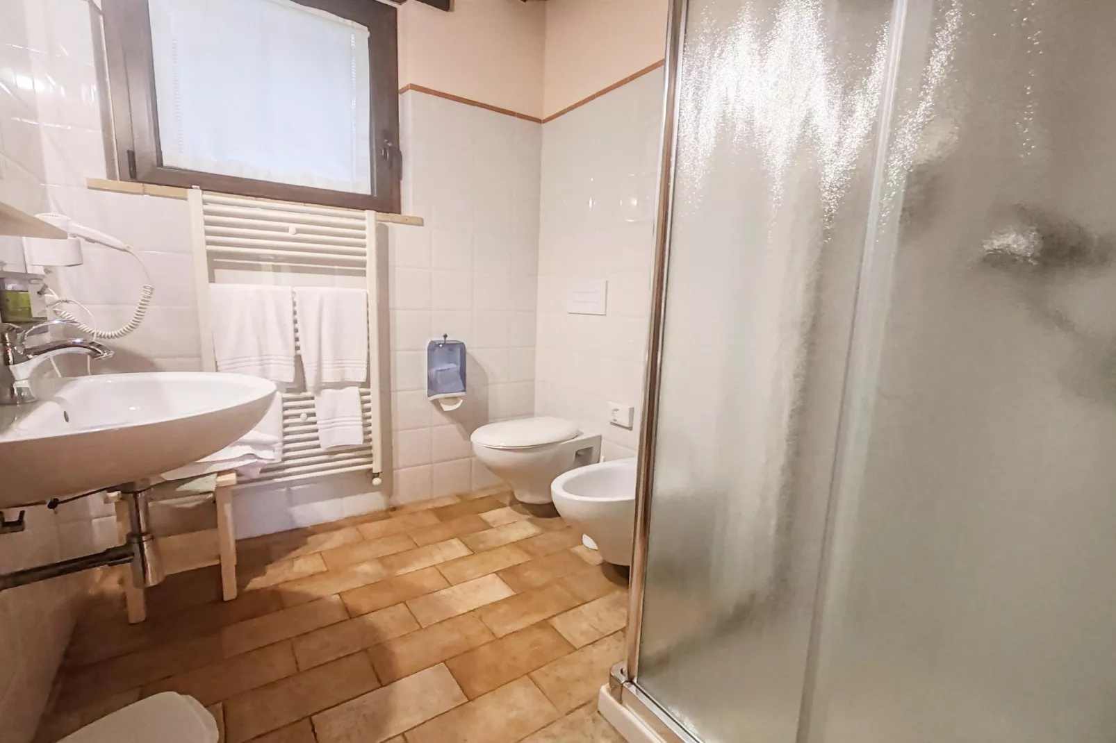 Moncaro-Bedroom