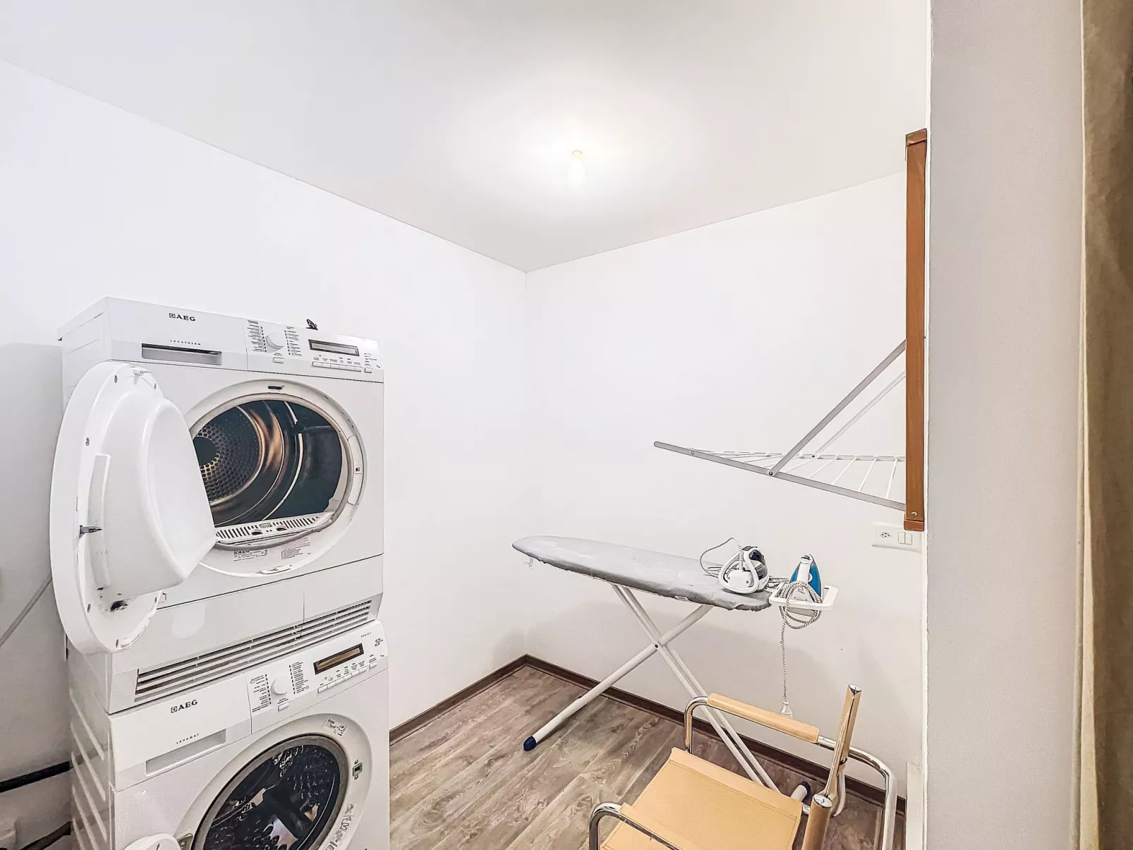 Jeanne D'Arc LOFT-Inside