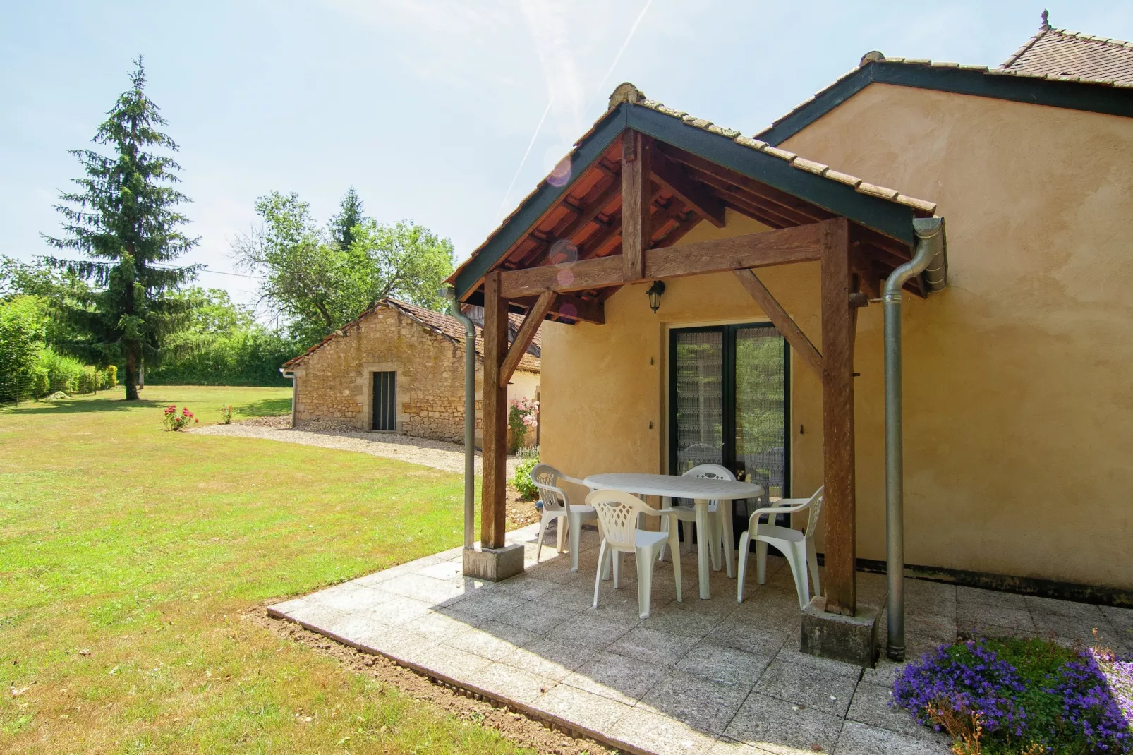 Demie-Terrace balcony