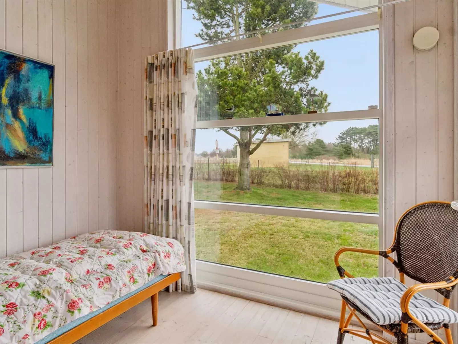 "Hjalmine" - 225m from the sea-Inside
