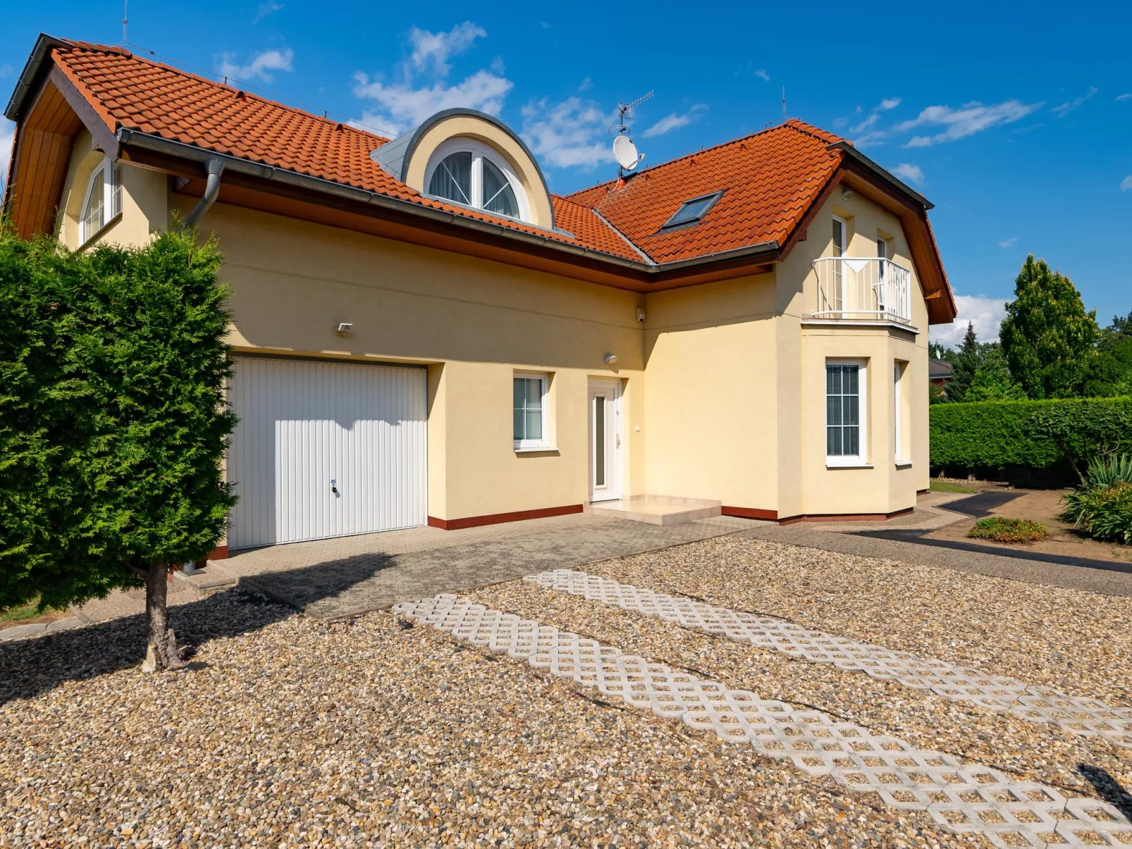 Garden & Terrace Villa-Outside