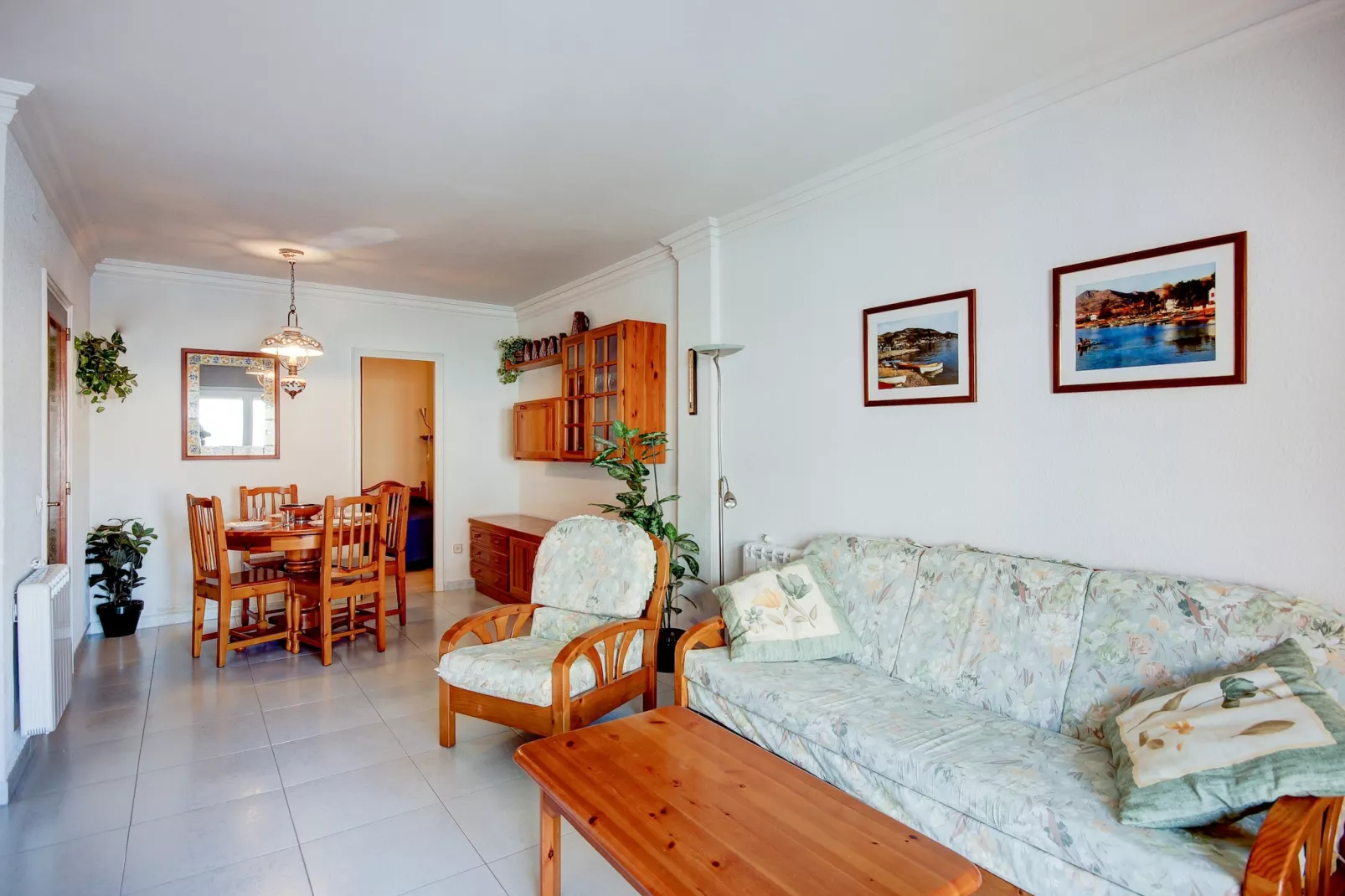 FRANCESC MACIA 57 3B  Roses-Living room