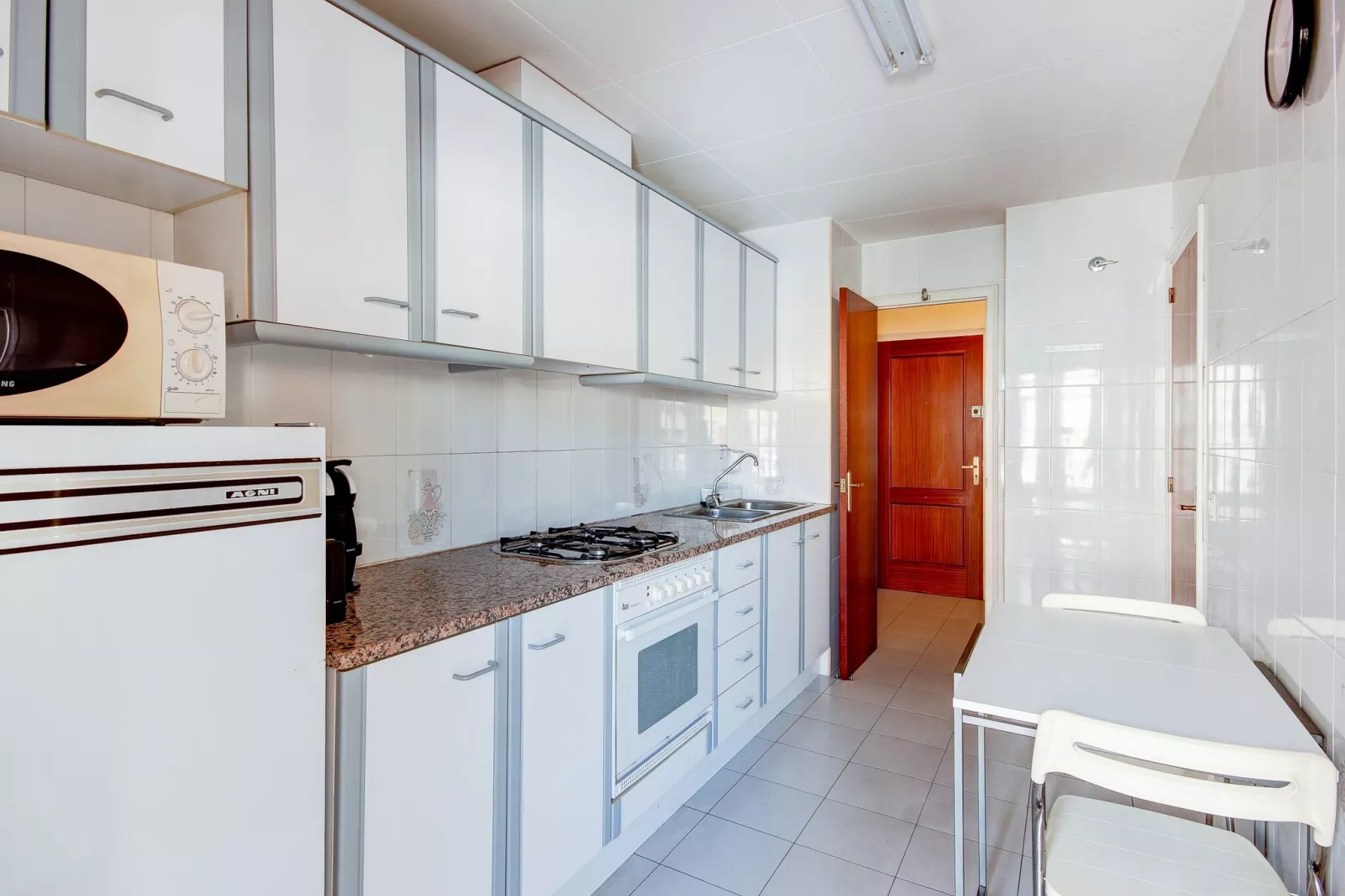 FRANCESC MACIA 57 3B  Roses-Kitchen