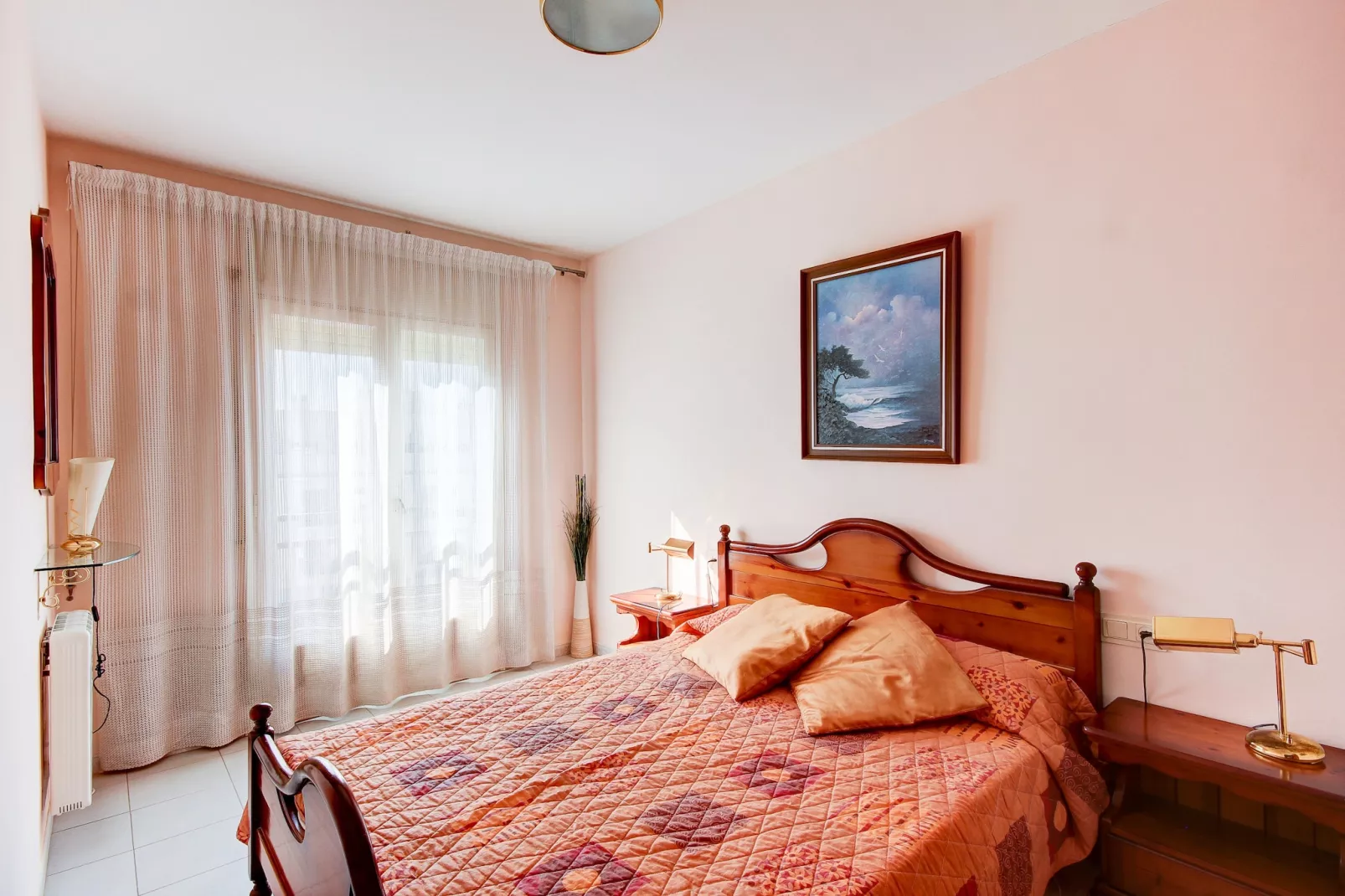 FRANCESC MACIA 57 3B  Roses-Bedroom
