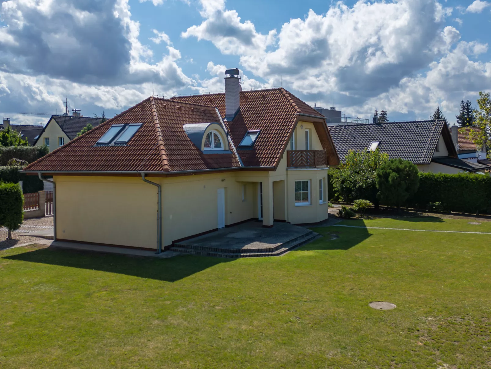 Pool & Garden Villa-Outside