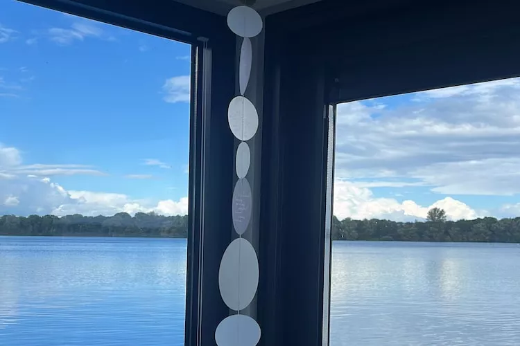 Floating 44 / Boot 4 / 3 Personen-Living room