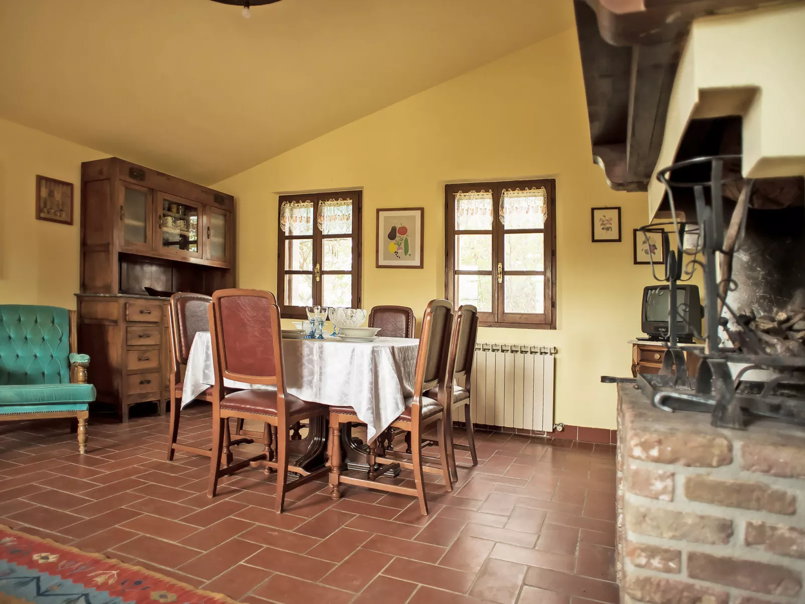 Paradiso Selvaggio-Inside