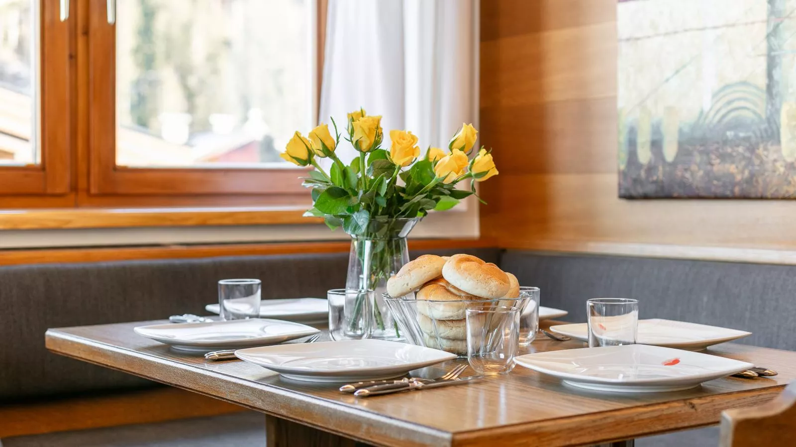 Blumenwiese II-Dining room