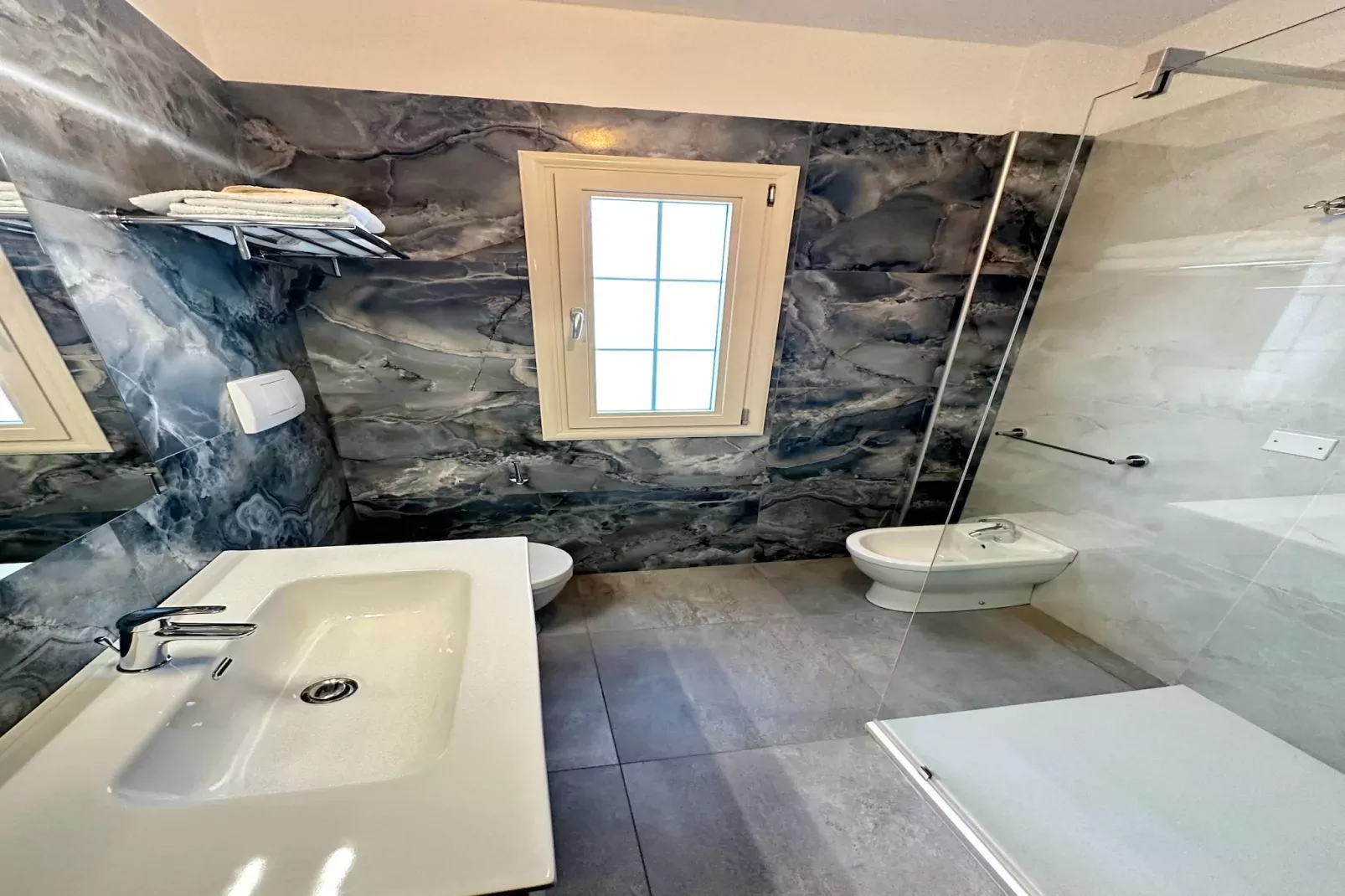 Ninfea e Oleandro-Bathroom