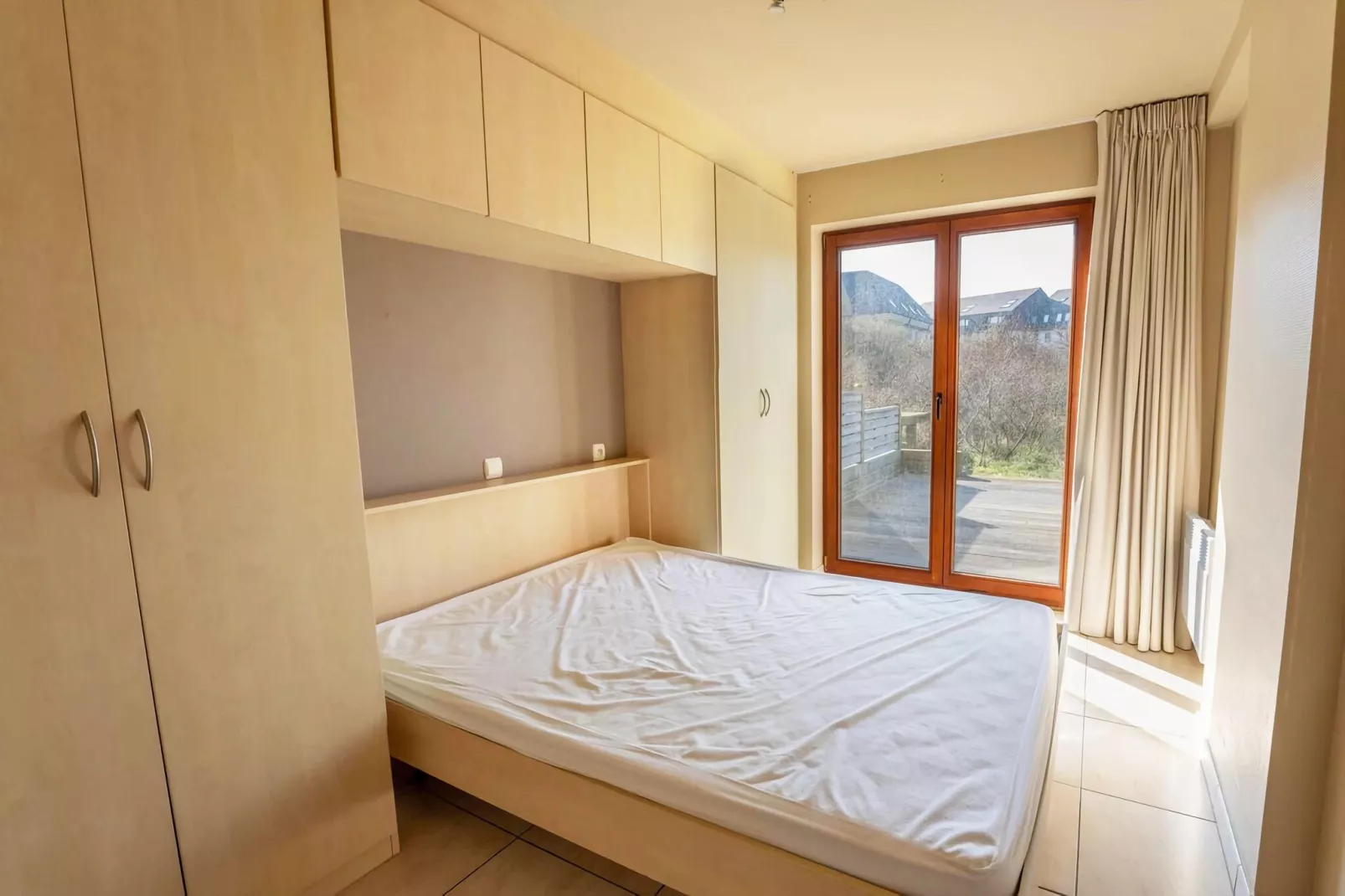 PLAZA A1/A1B01-Bedroom