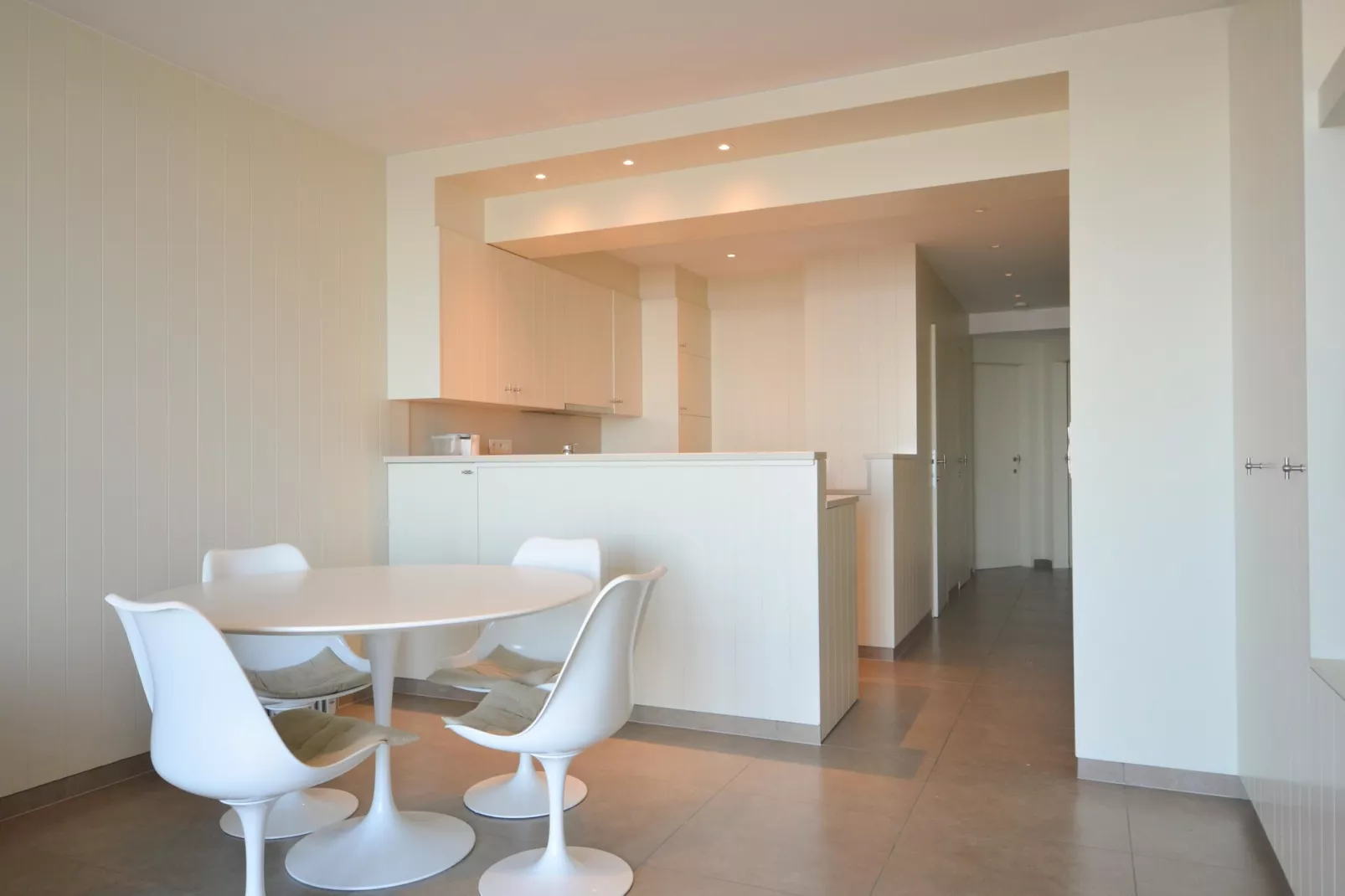 BRITANNI/BRIT0702-Dining room
