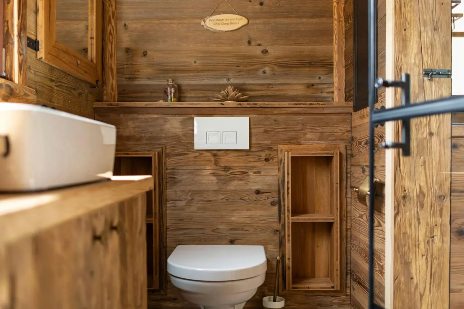 Tiny House-Bathroom