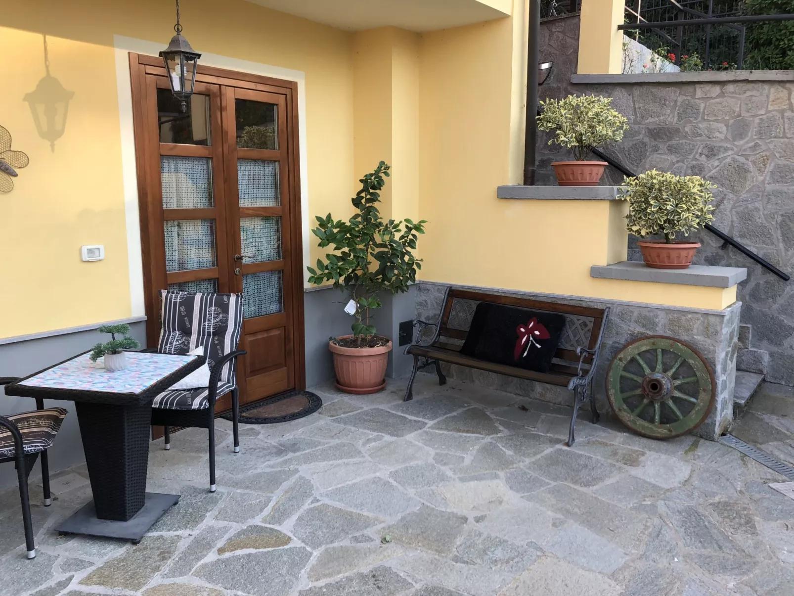 Bellavista-Outside