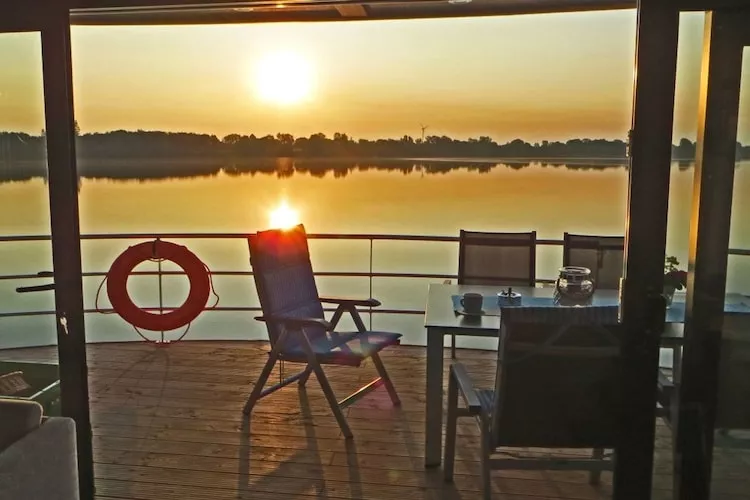 Floating 44 / Boot 1 / 2 Personen-Terrace balcony