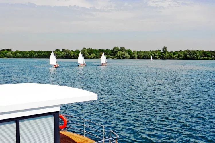 Floating 44 / Boot 1 / 2 Personen-View summer