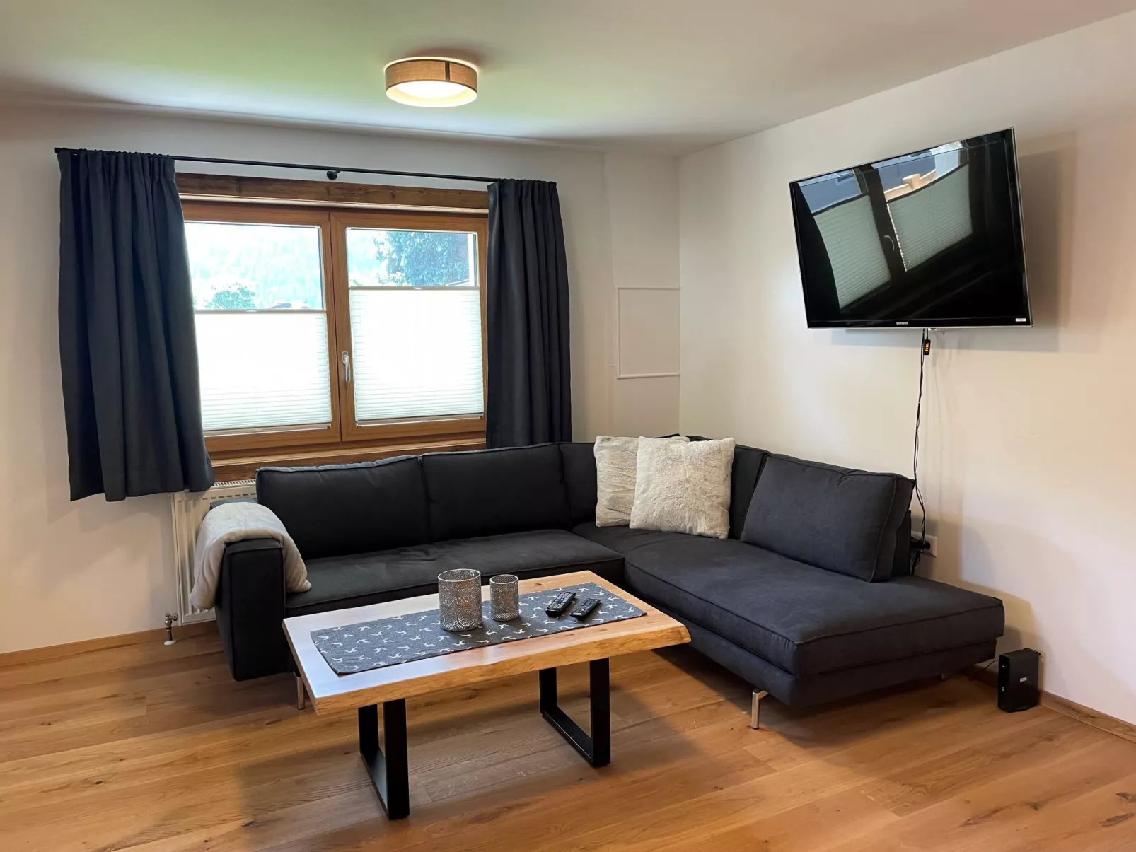 Haus Nussbaum-Inside