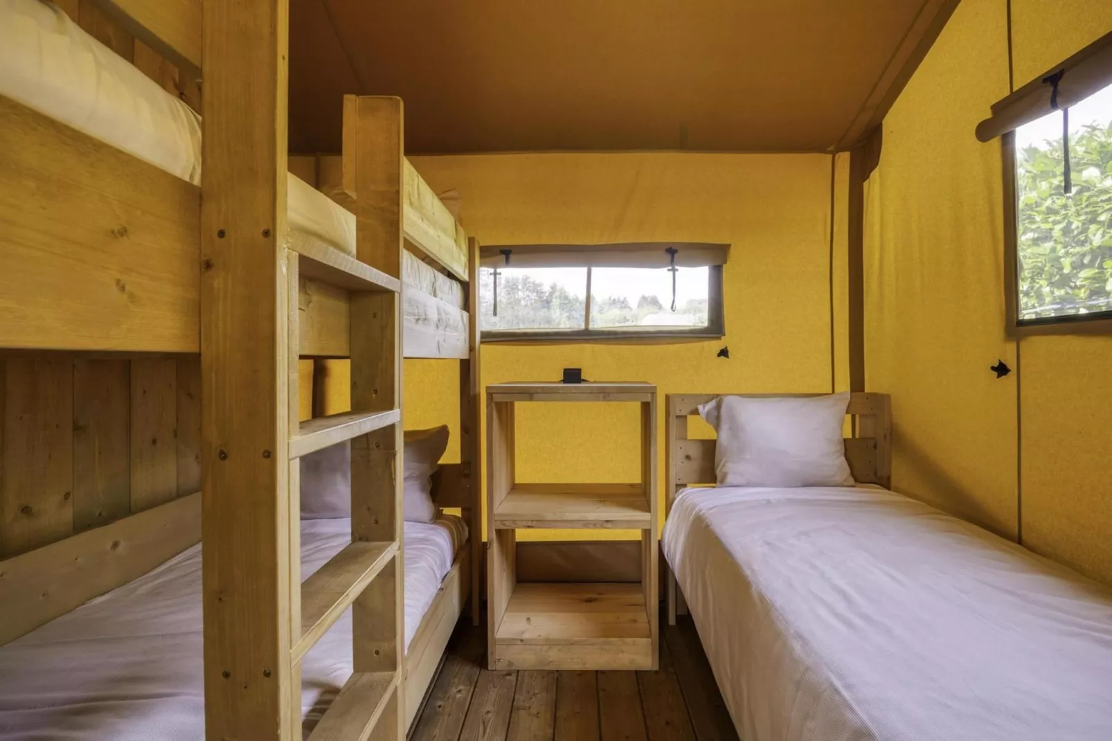 Dreamer 49-Bedroom