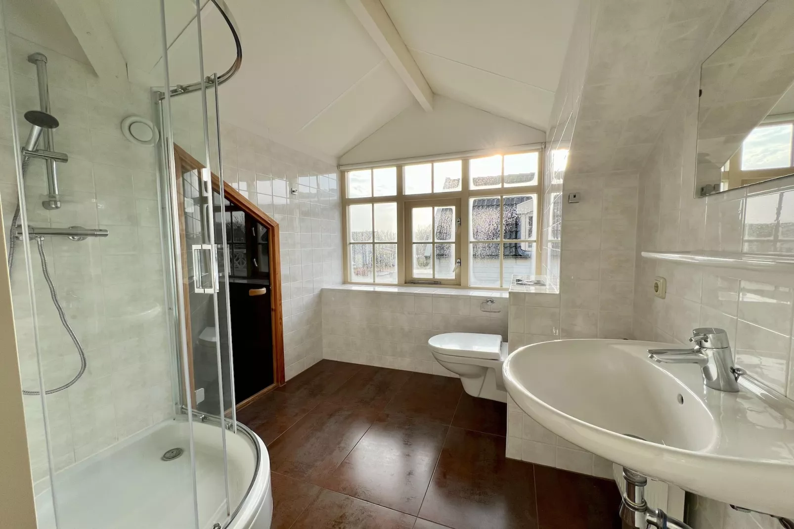 233-Bathroom