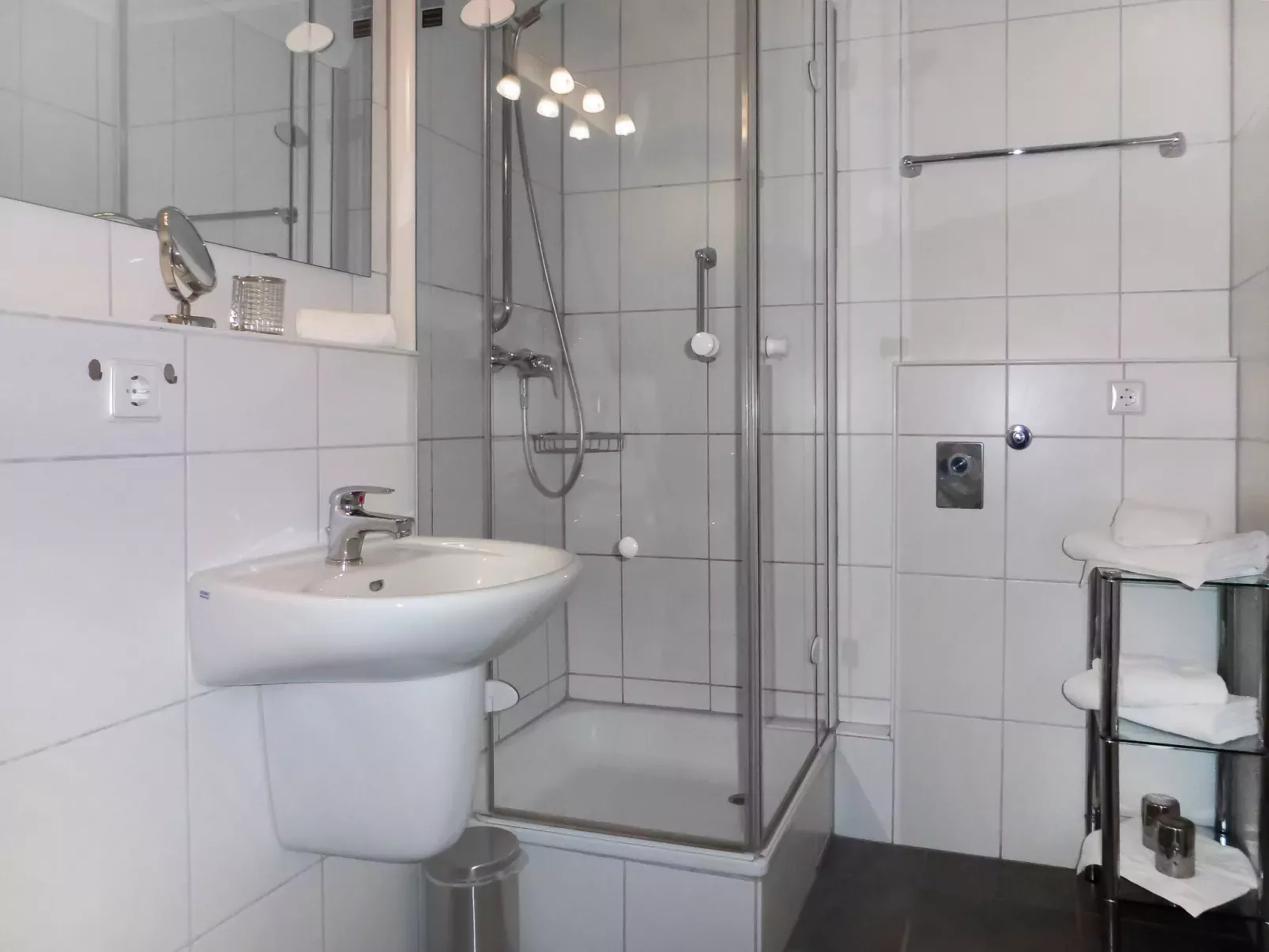 Schönblick (F 55)-Inside