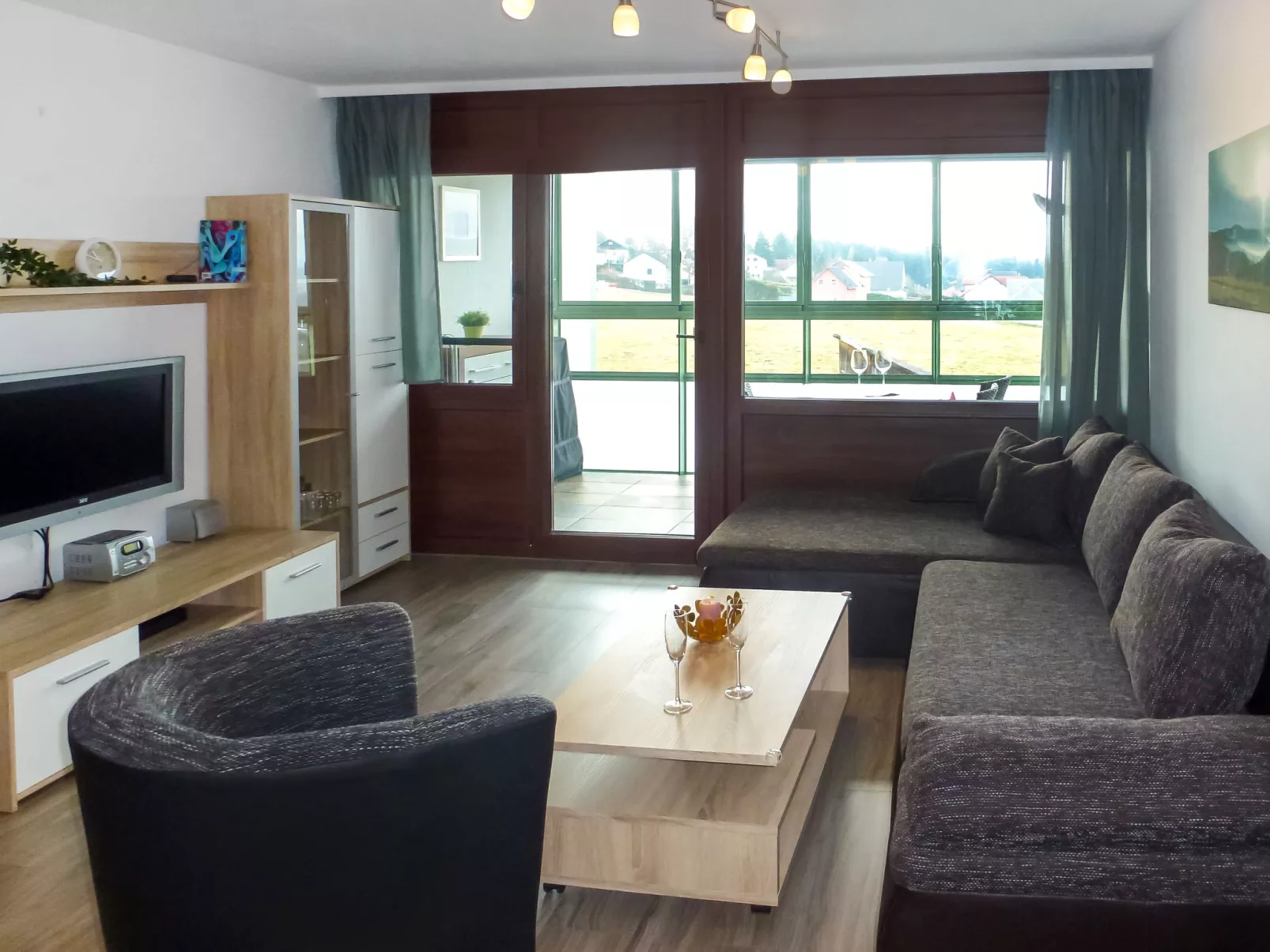 Wald und Wiese (B 94)-Inside