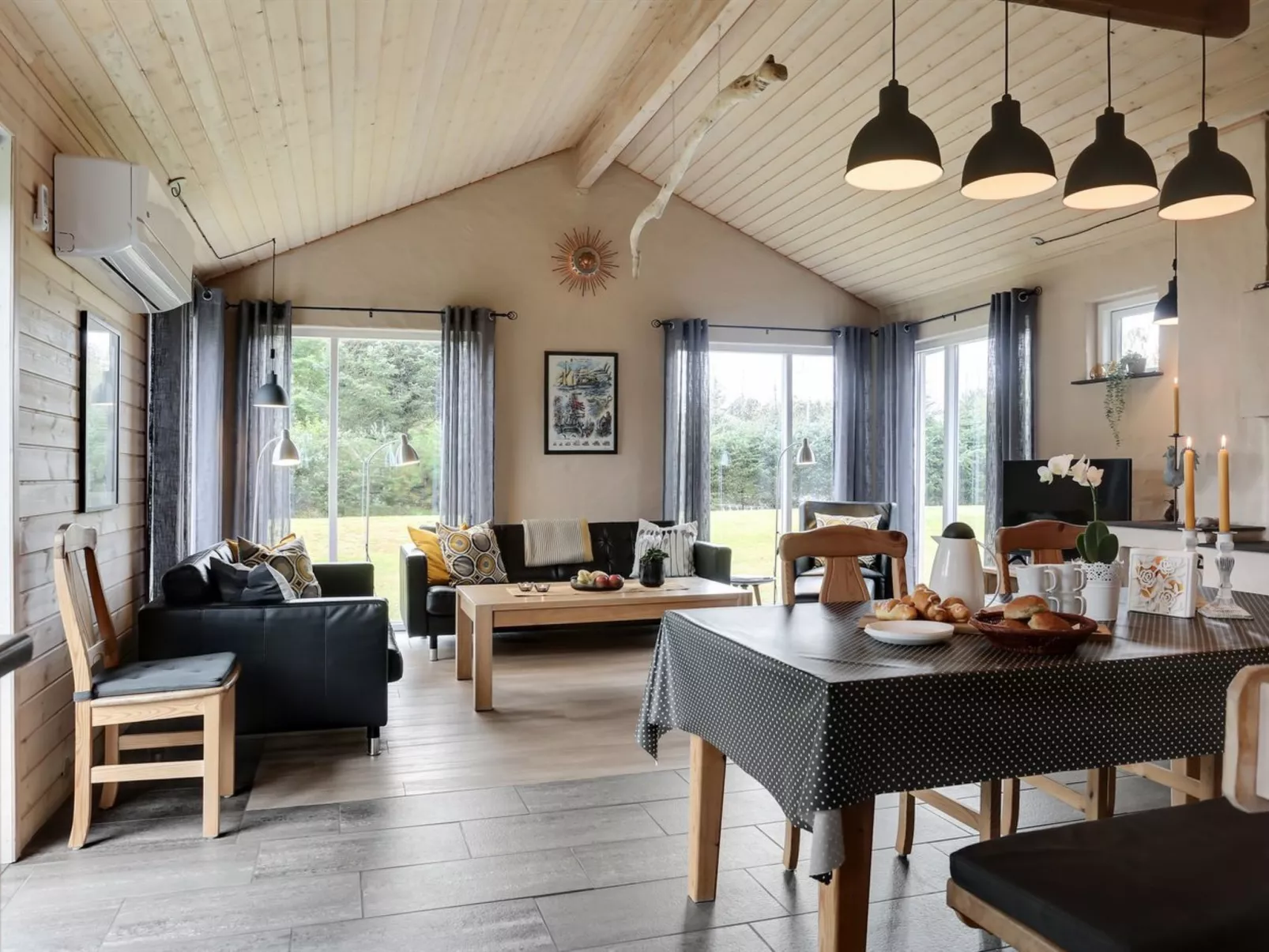 "Danijela" - 1.2km from the sea-Inside