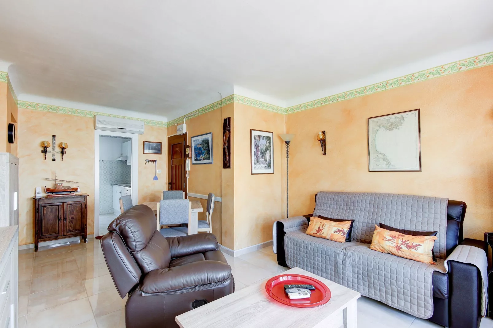 ALBA 1 3 Roses-Living room
