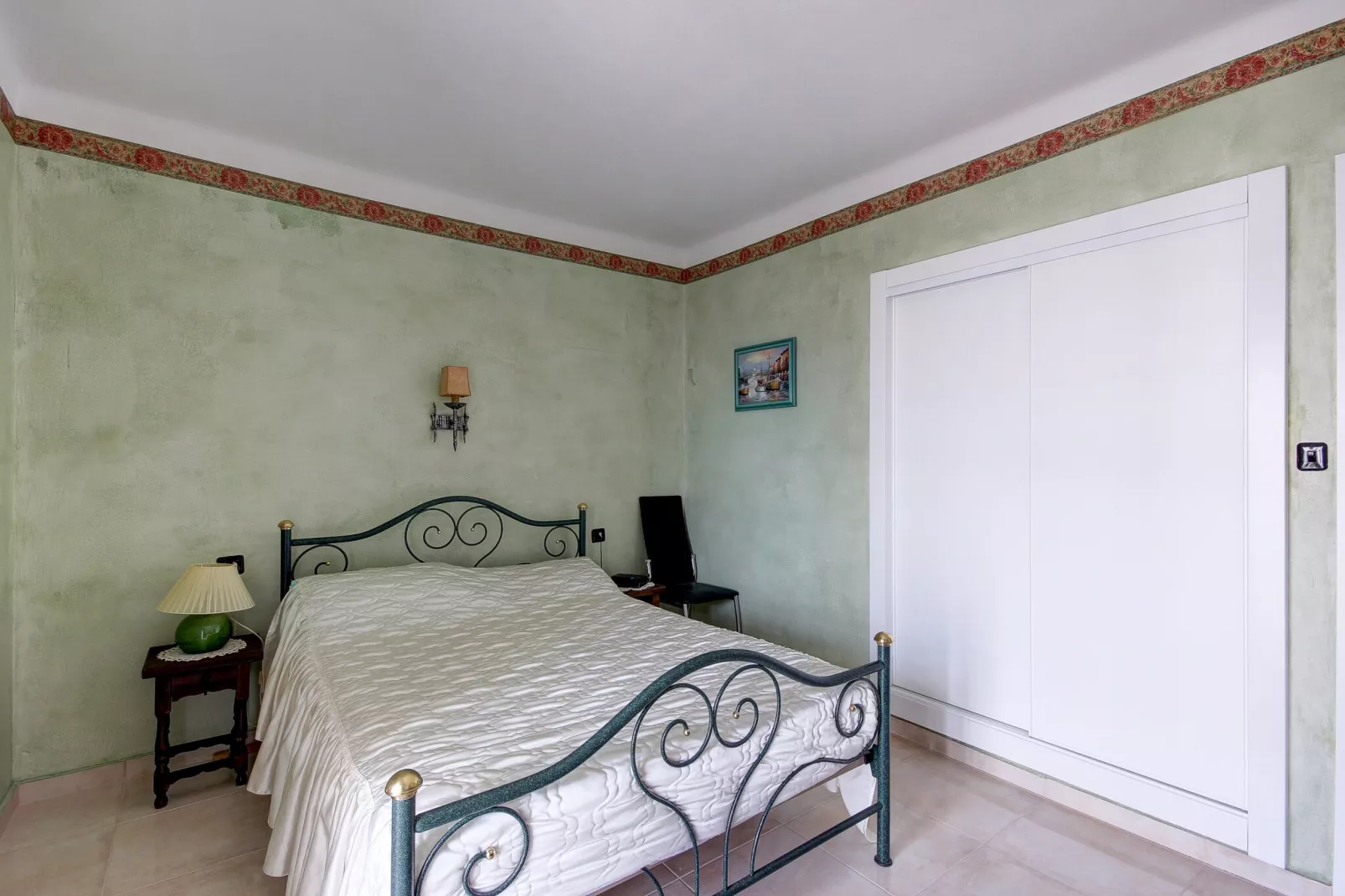 ALBA 1 3 Roses-Bedroom