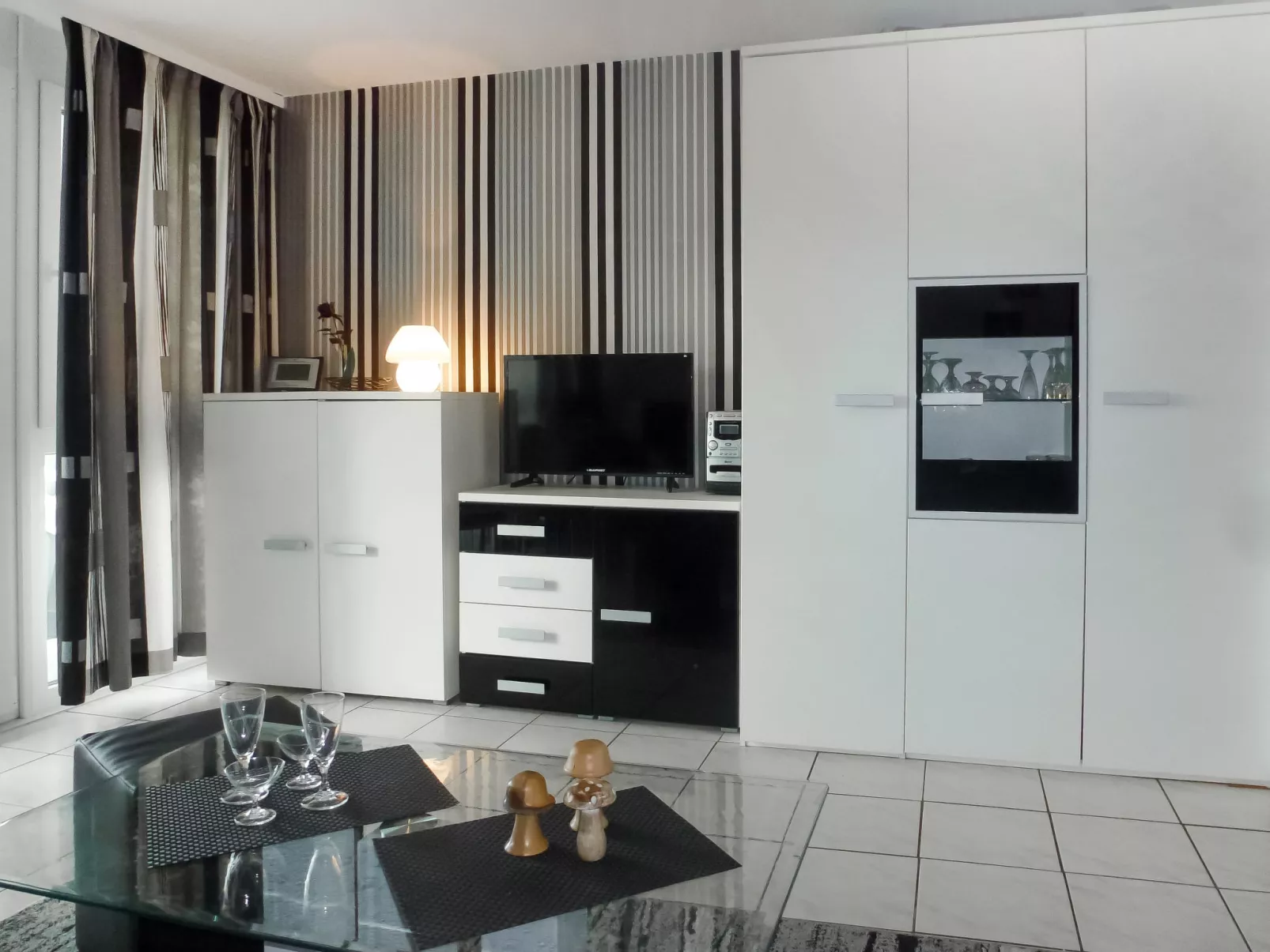 Schau ins Land (B 97)-Inside