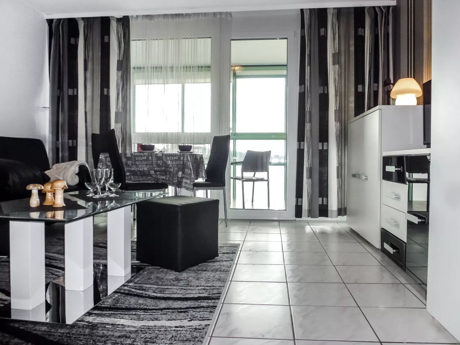 Schau ins Land (B 97)-Inside