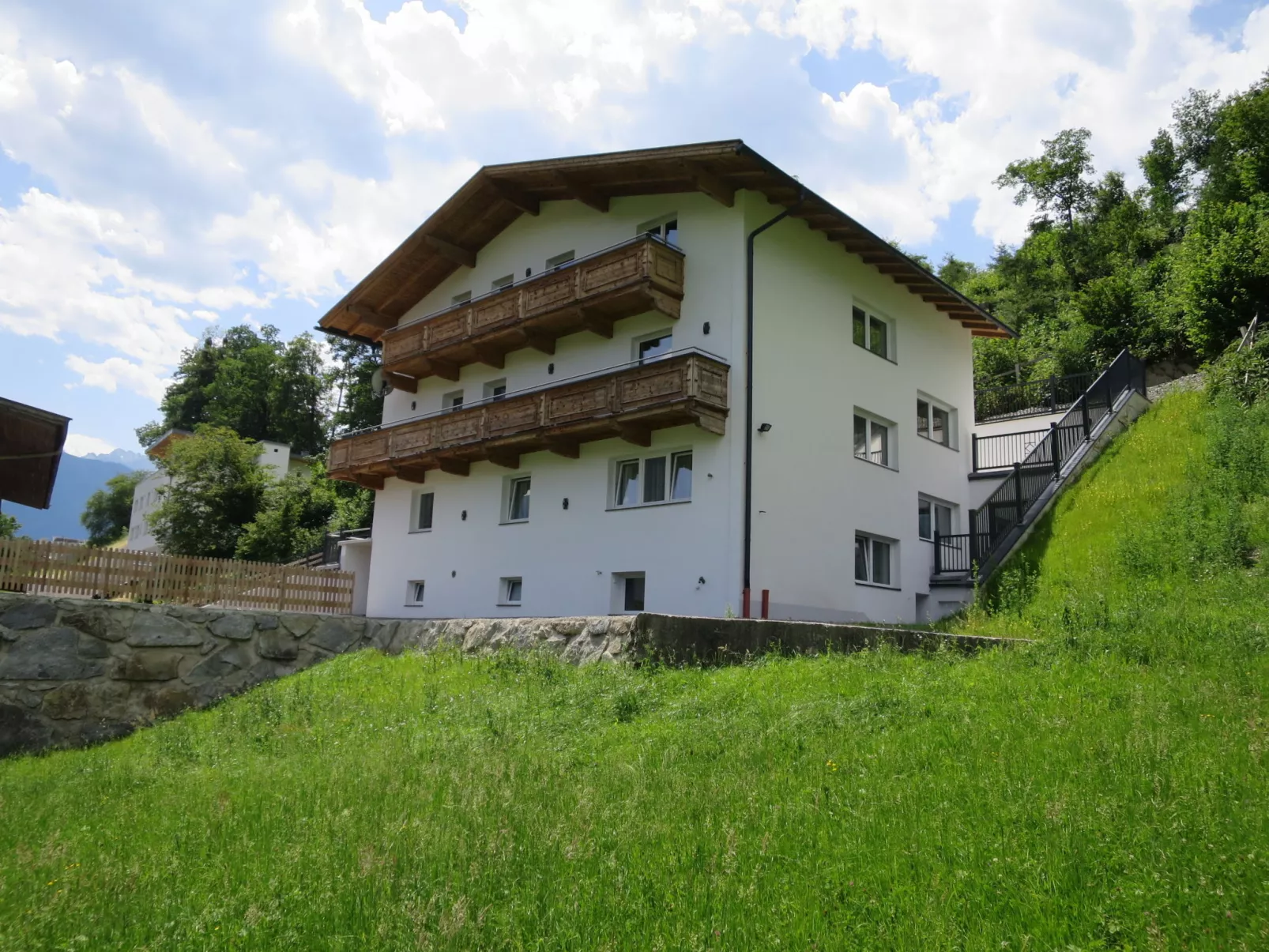 Waldeck 3-Outside