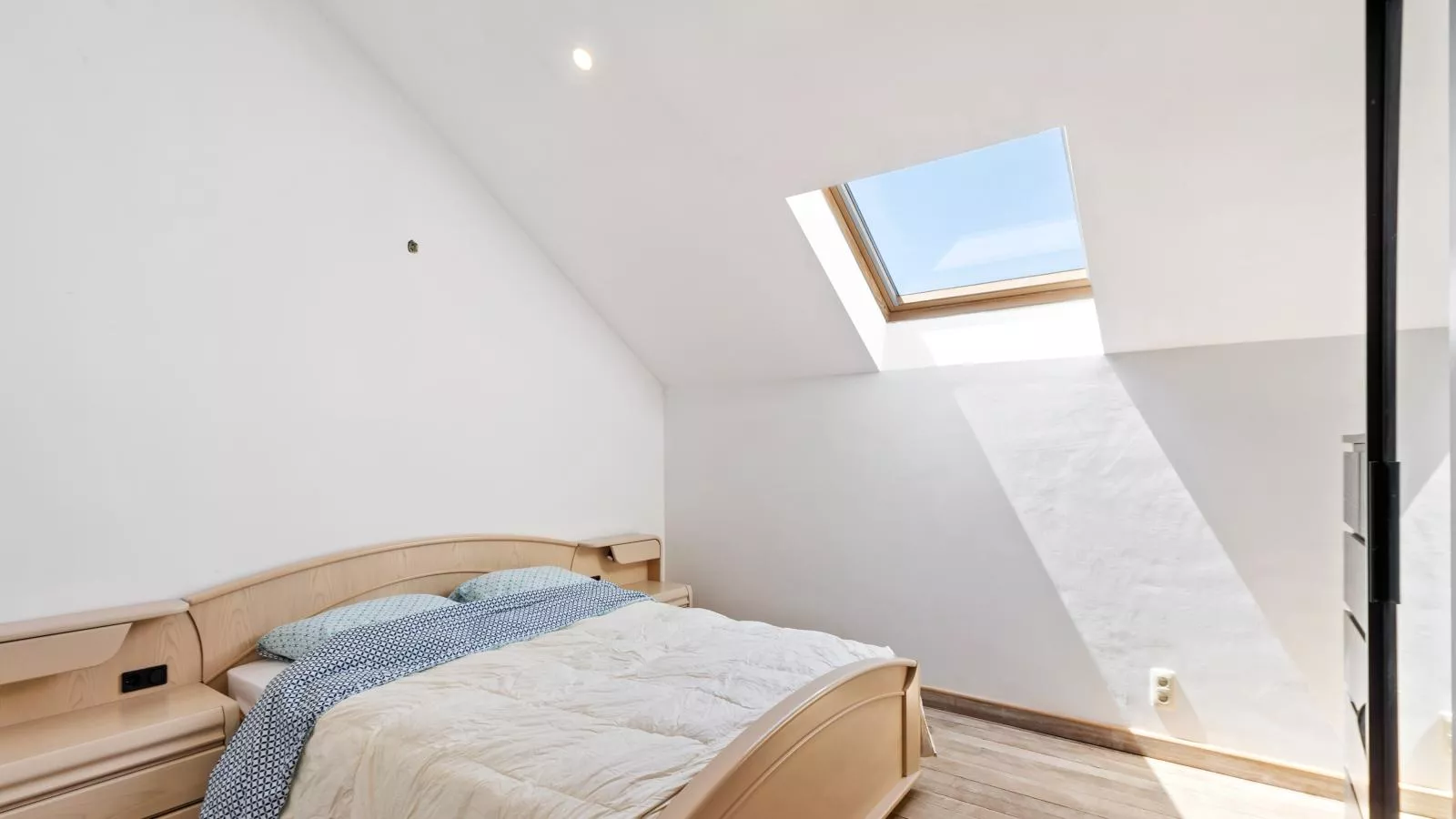 Quanto A-Bedroom