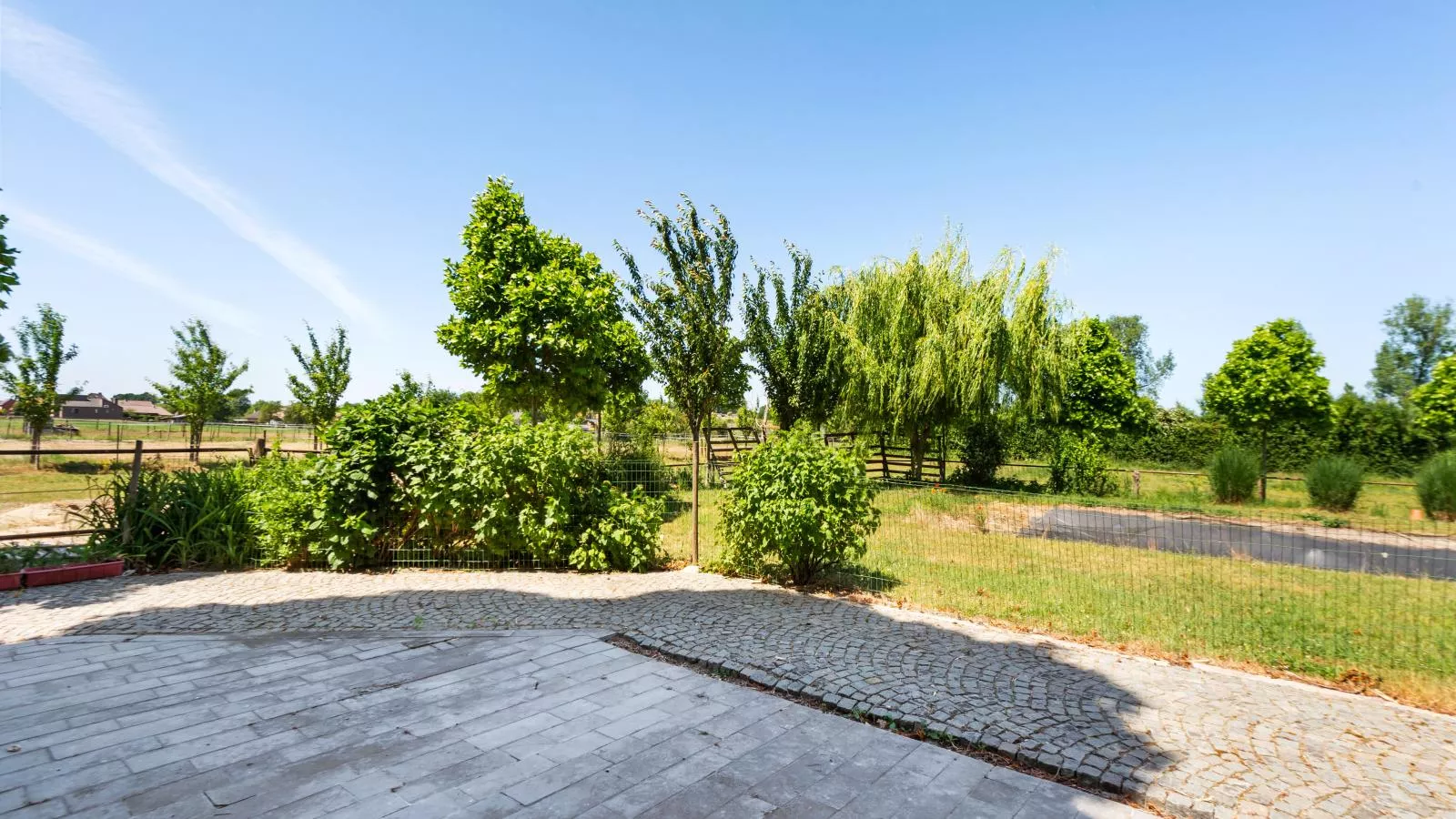 Quanto A-Terrace balcony