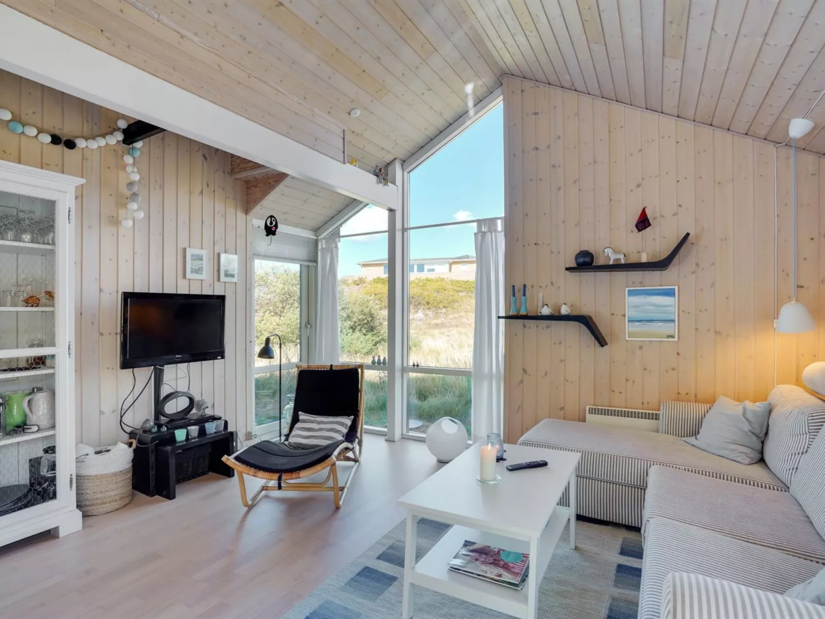 "Aivi" - 700m from the sea-Inside