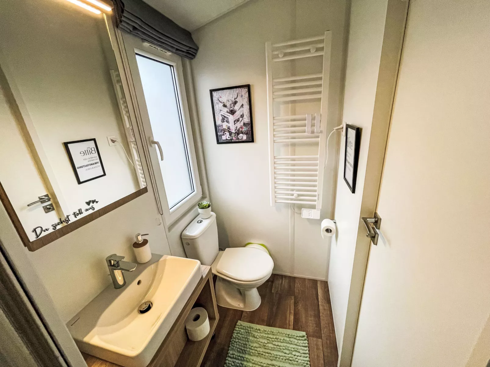 Tiny Haus Tiny Moments-Inside