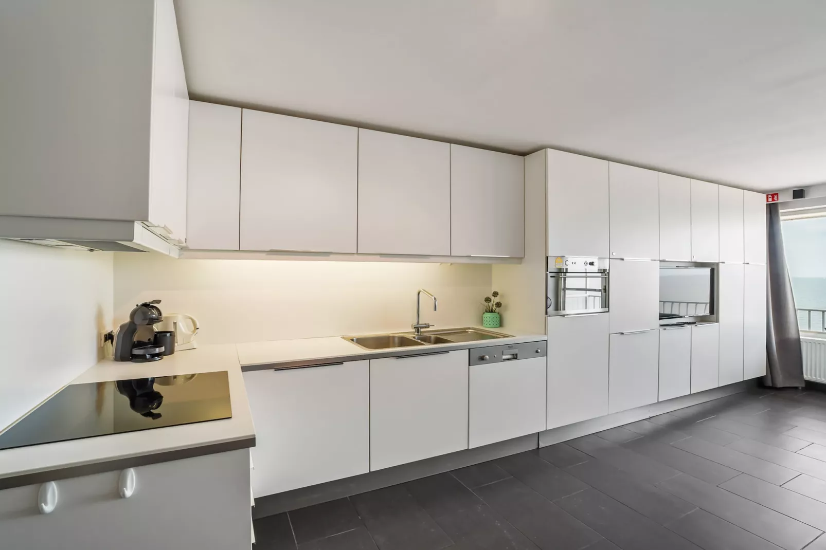 Godderis 48H-Kitchen