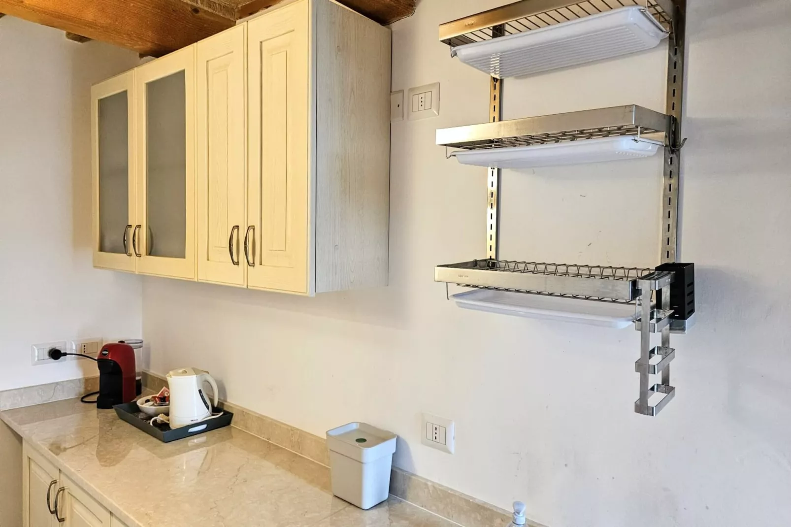Melograno 4-Kitchen