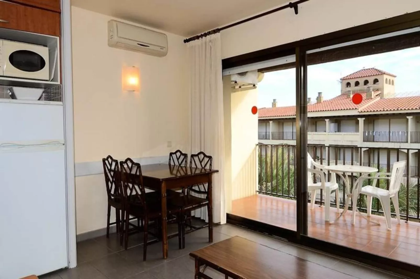 Appartements à L'Estartit-Exterior summer