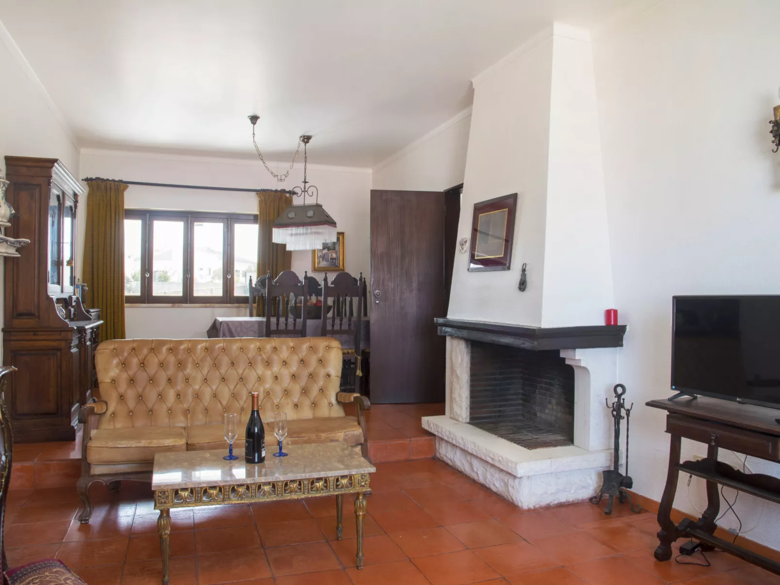 Vila Hortencia-Inside