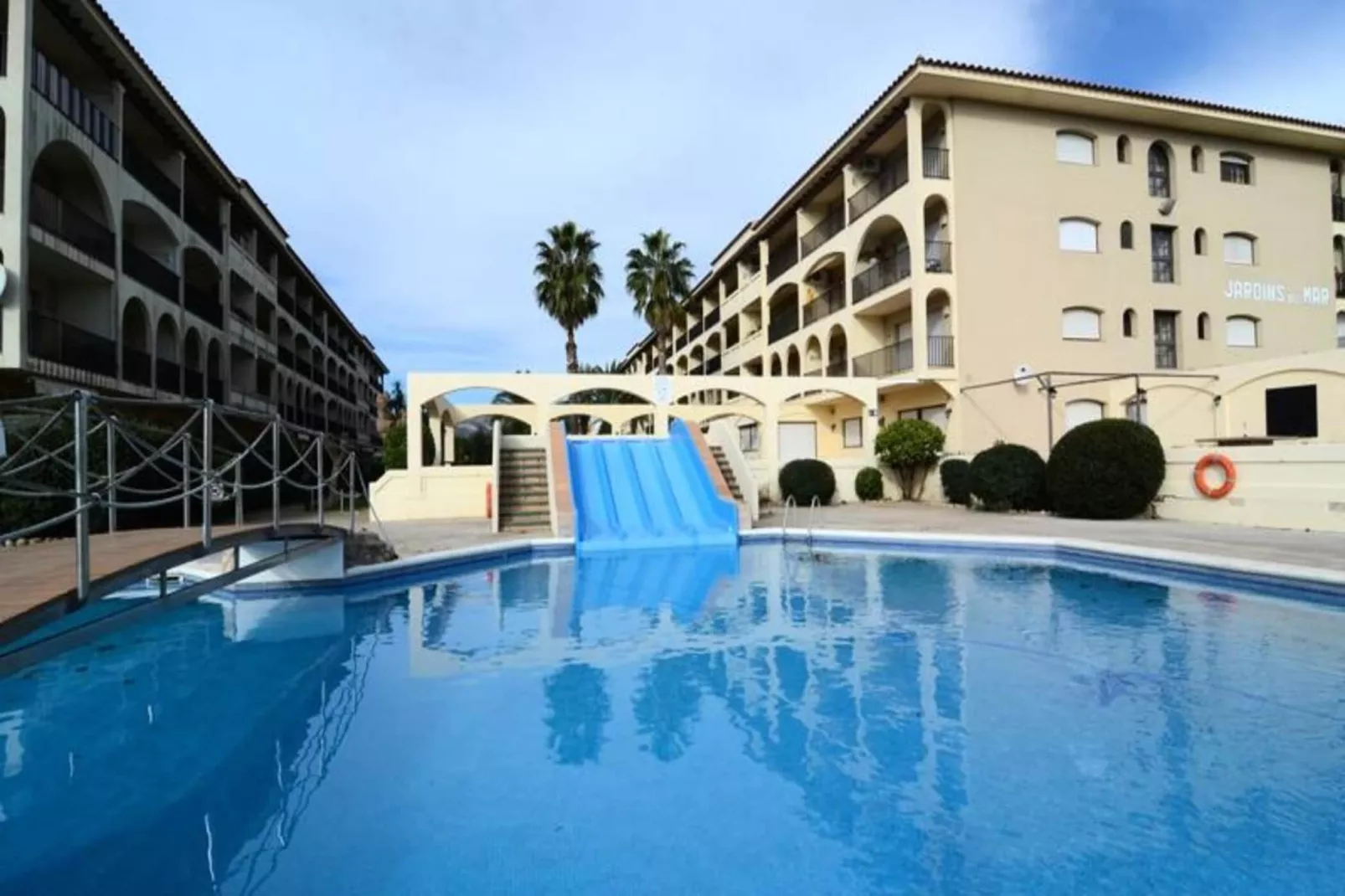 Appartements à L'Estartit-Exterior summer