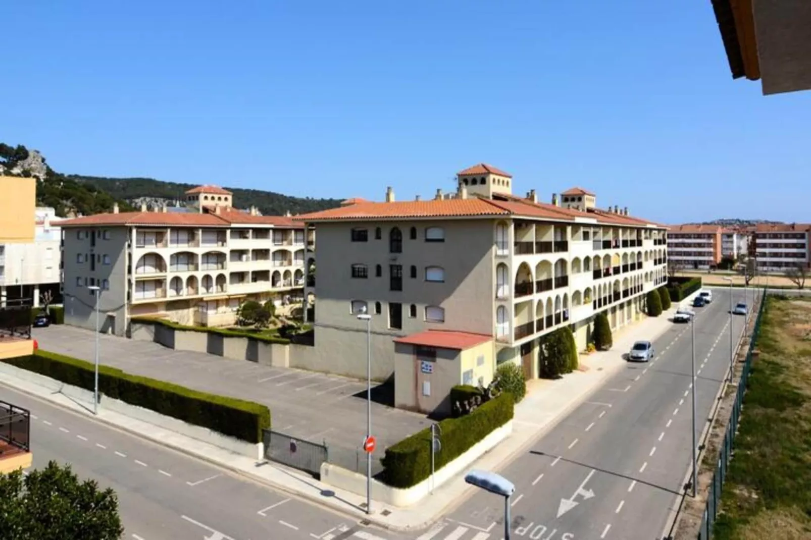 Appartements à L'Estartit-Exterior summer