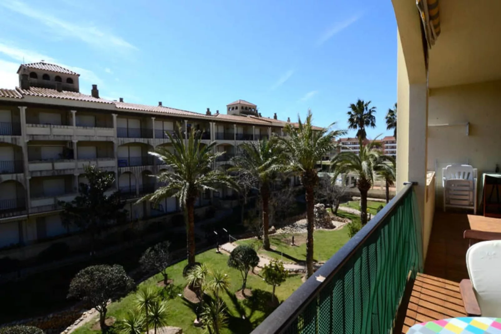Appartements à L'Estartit-Exterior summer