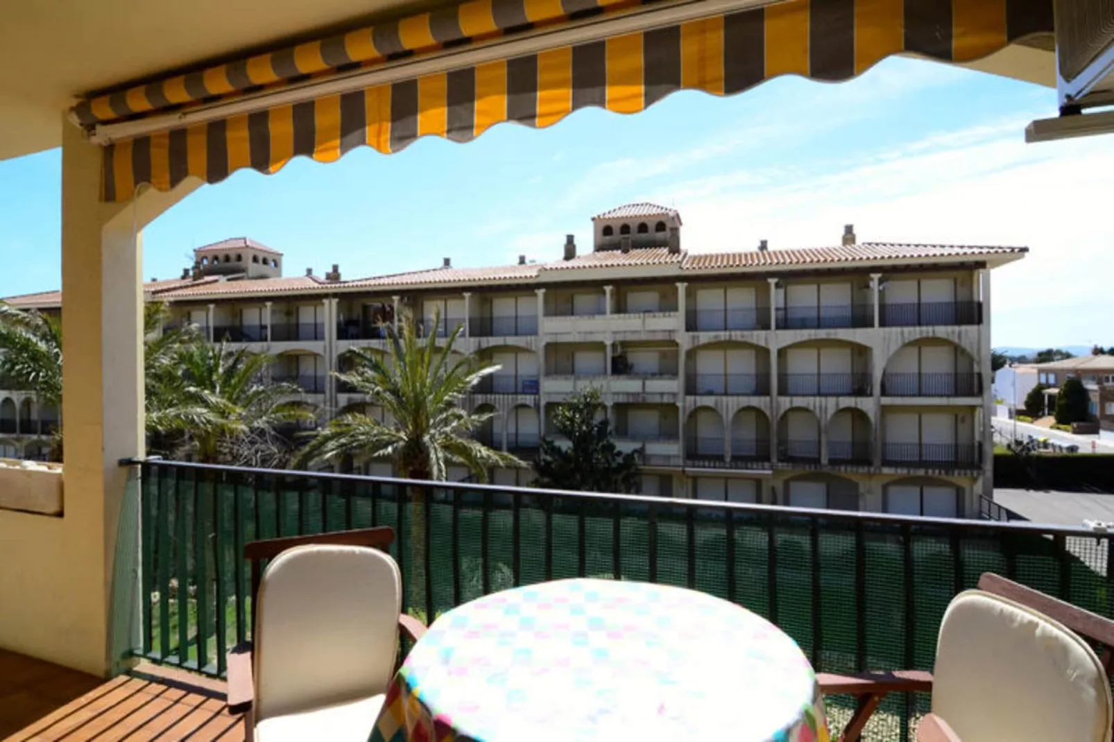 Appartements à L'Estartit-Exterior summer