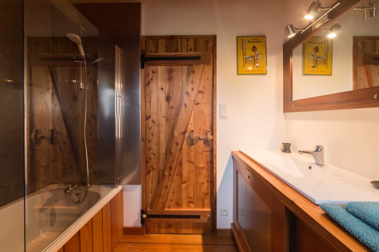 MAISON YUKTI - Lampaul-Ploudalmézeau-Bathroom