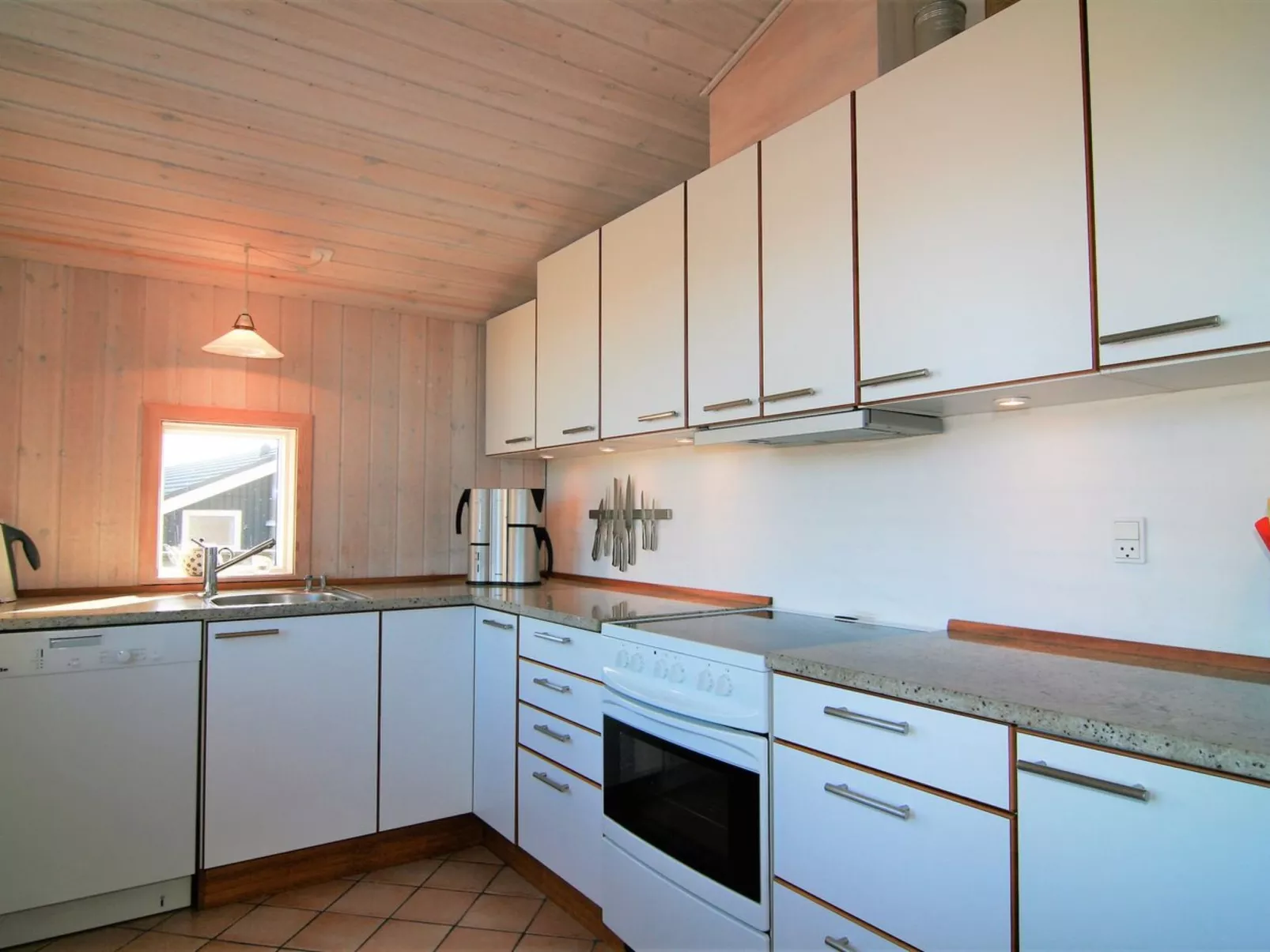 "Benja" - 200m from the sea-Inside