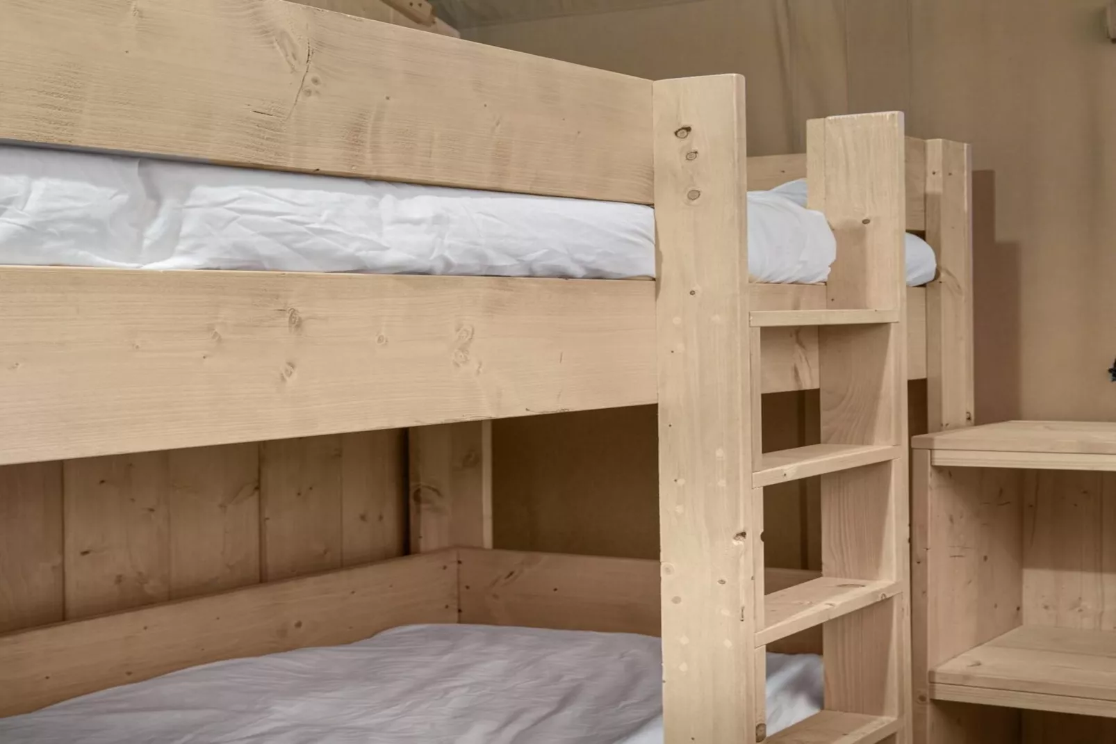 Dreamer-Bedroom